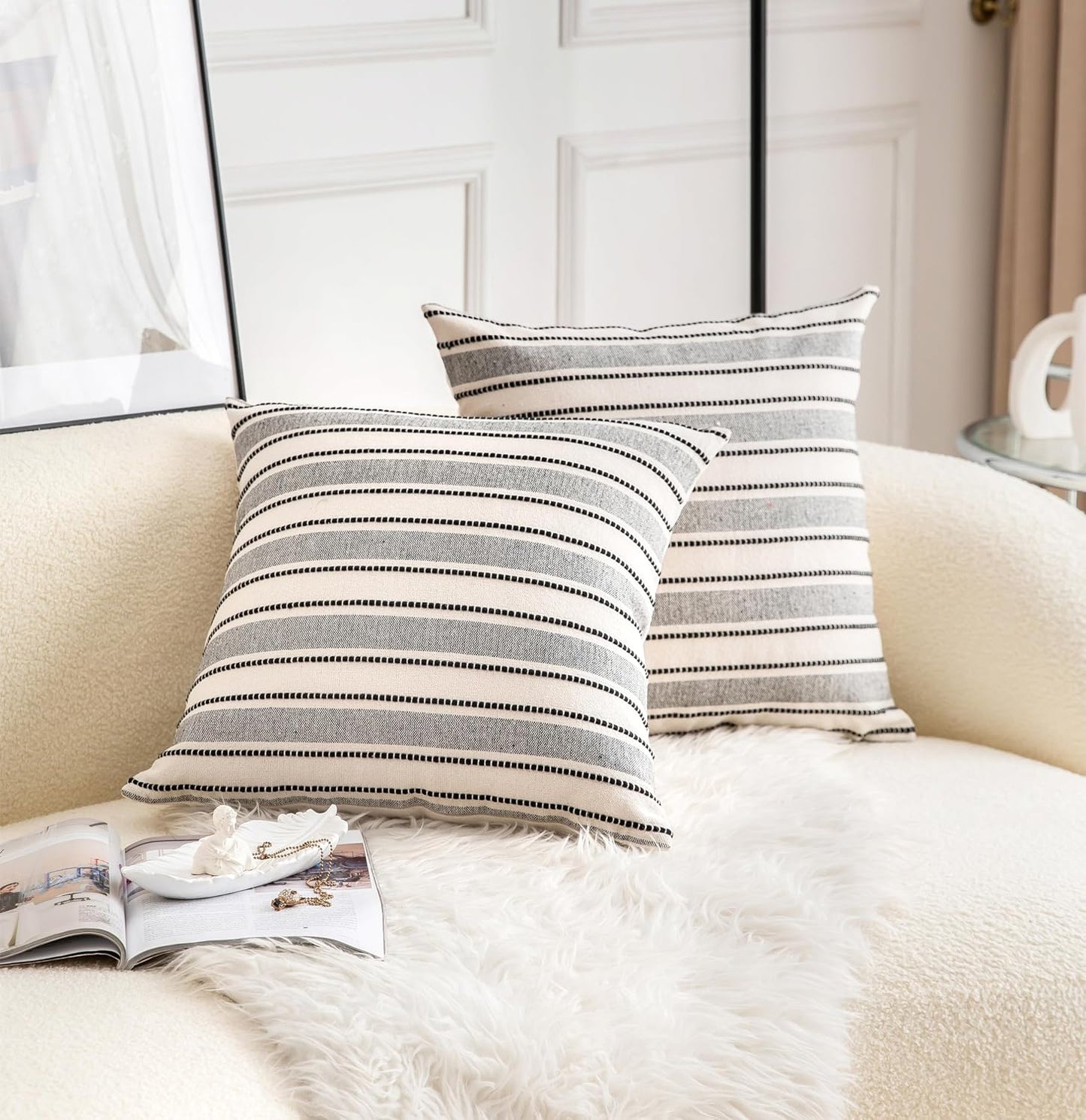 Farmhouse Textured Pillow Case / Black / 18 x 18 / Set of 2