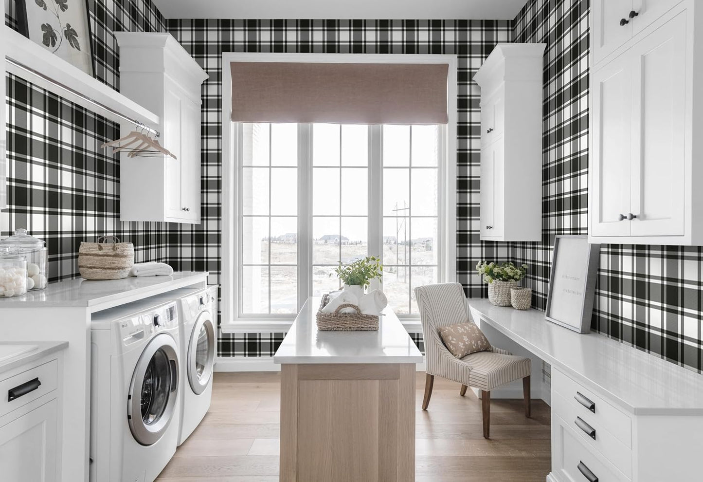 Black and White Peel and Stick Wallpaper Trellis Removable Contact Paper / 17.7 x 197 / Black/white