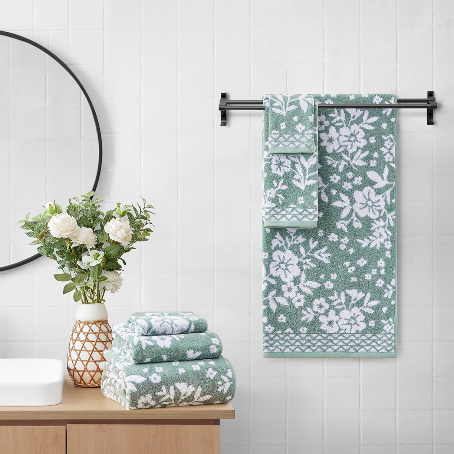 Lucky Brand Folk Floral 6 Piece Bath Towel Set - (2) Bath Towels, (2) Hand Towels, and (2) Washcloths - Iceberg Green