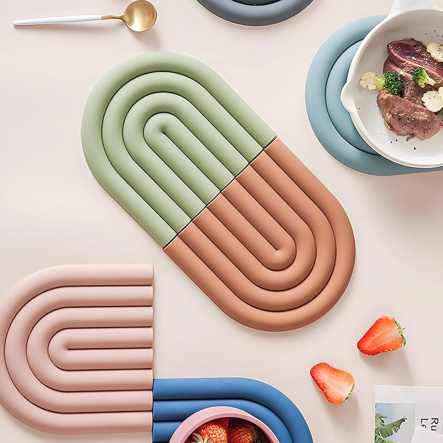 Pot Holders / Modern Heat Resistant Mats / Muted Green