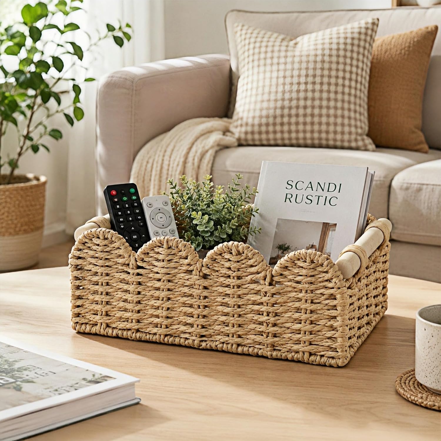 Scalloped Edge Toilet Paper Organizer