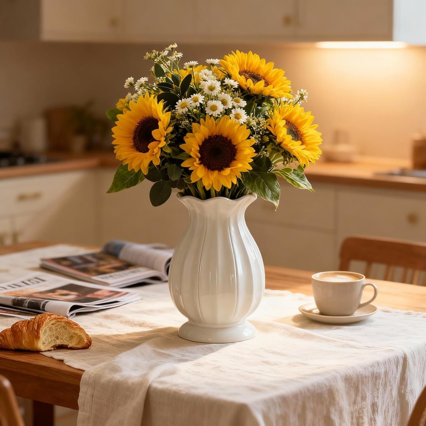 White Ceramic Vase / White-1