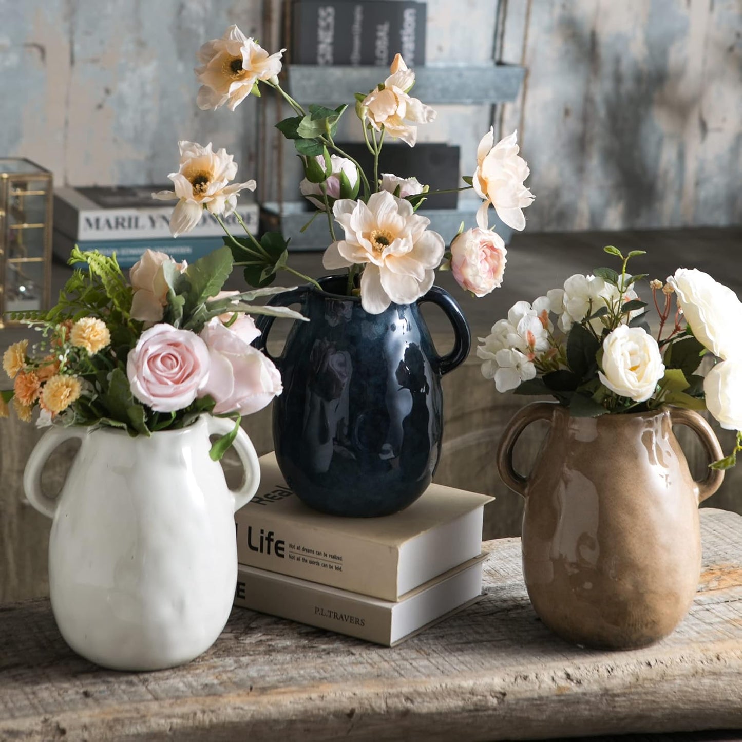 White Ceramic Vase / Double Handle - White