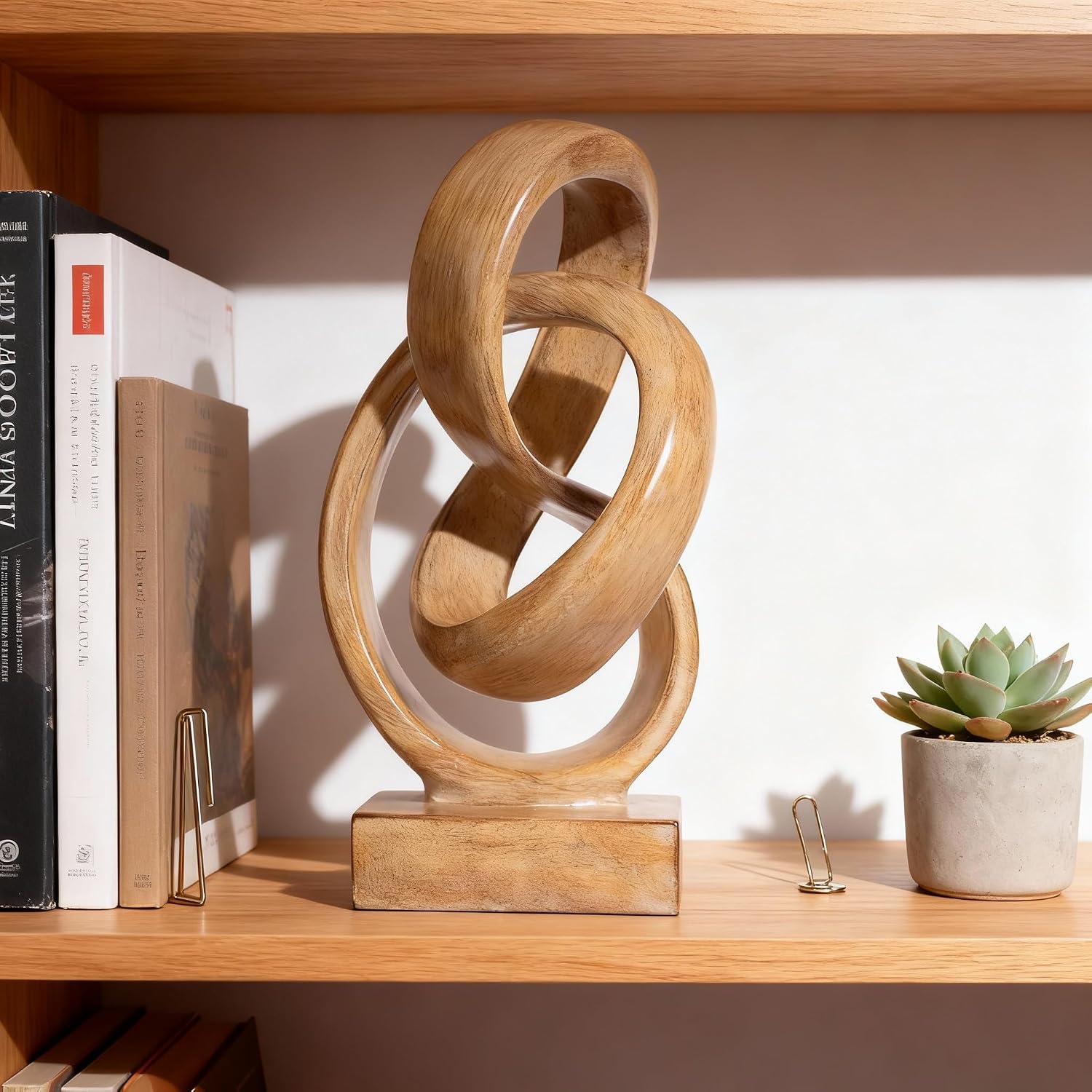 geometric decorative statue / Original