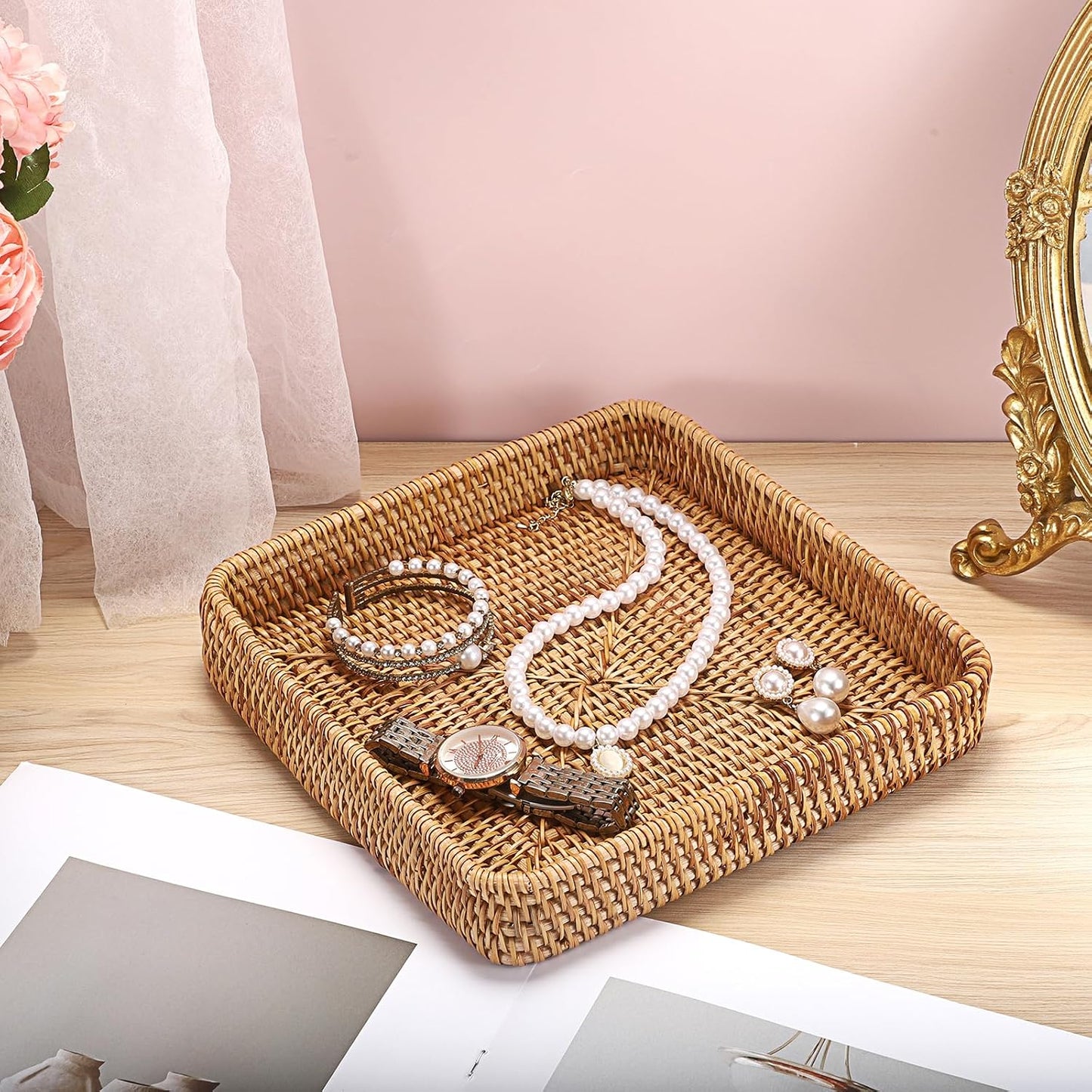 Small Remote Basket / Natural / 8.1 x 8.1 x 1.5