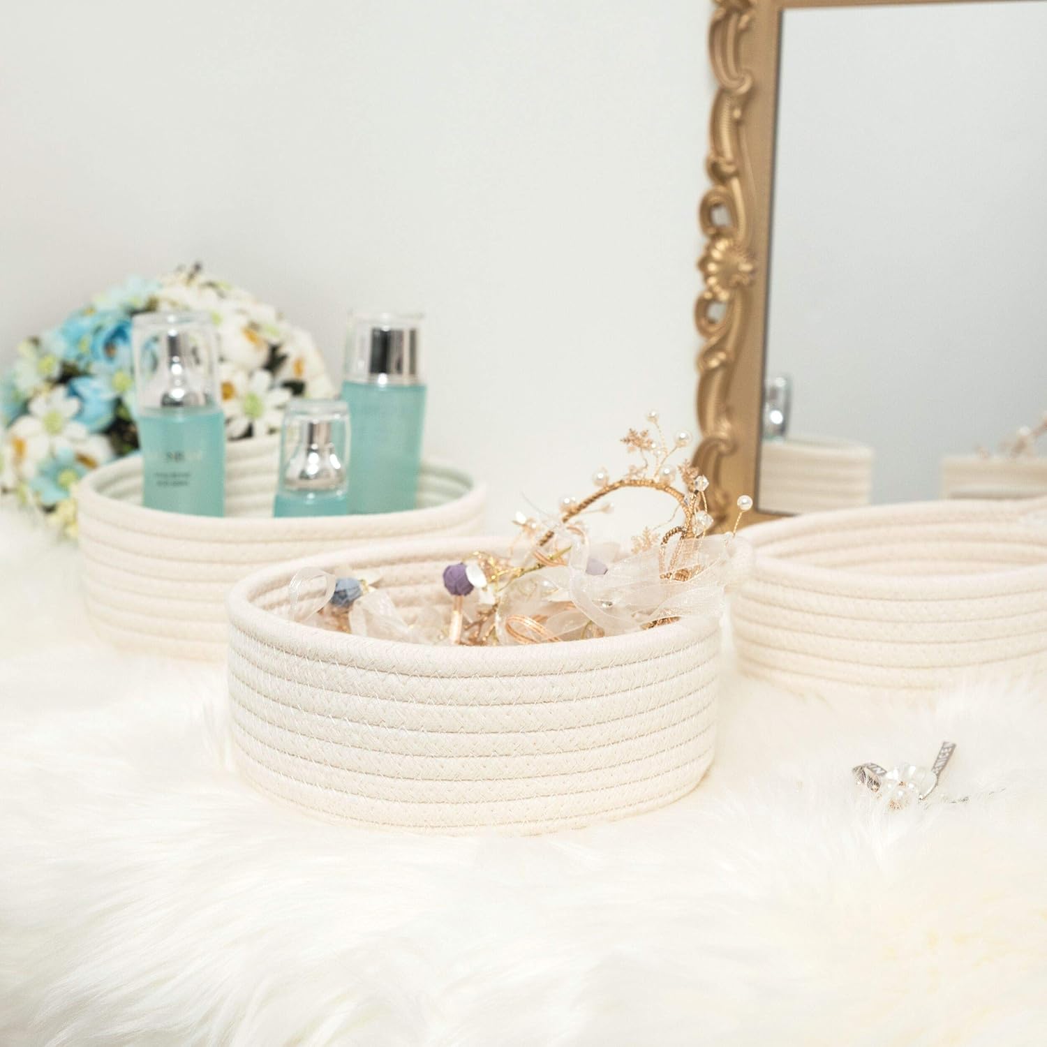 Small Catch All Basket / Natural White / Set of 3