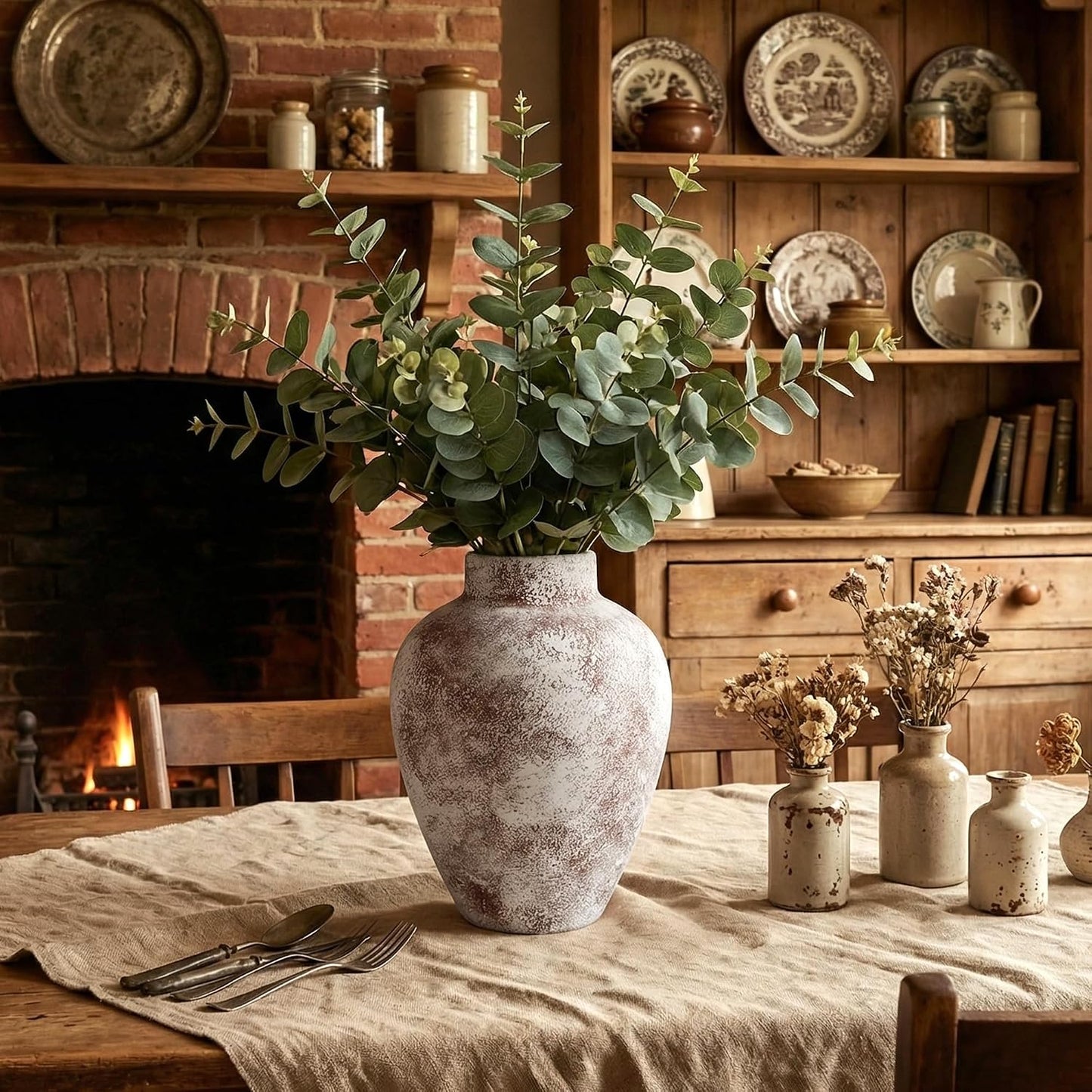 11.8" Vintage Farmhouse Ceramic Vase / 11.8 In-brown