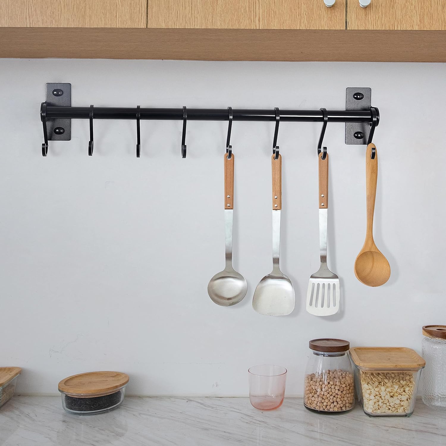 Kitchen Utensil Holder Hanger, Pot and Pan Rack Wall Mounted, Kitchen Rail with 8 Hooks for Hanging Cooking Utensils