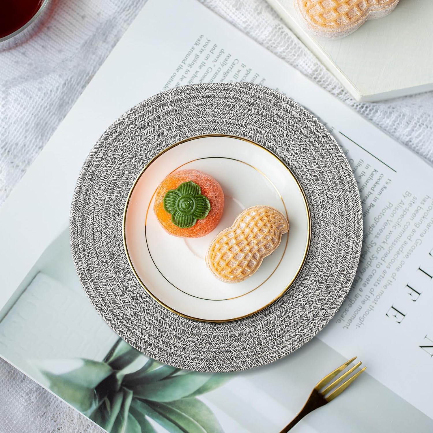 8 Pack Round Woven Placemats 13.5 Inches Heat Resistant Placemats Farmhouse Cotton Rope Braided Place Mats for Dining