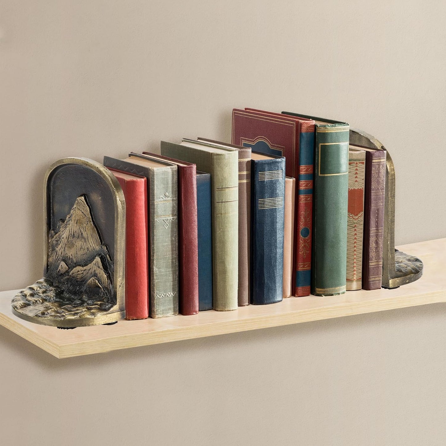 Cast Iron Mountain Bookends Set