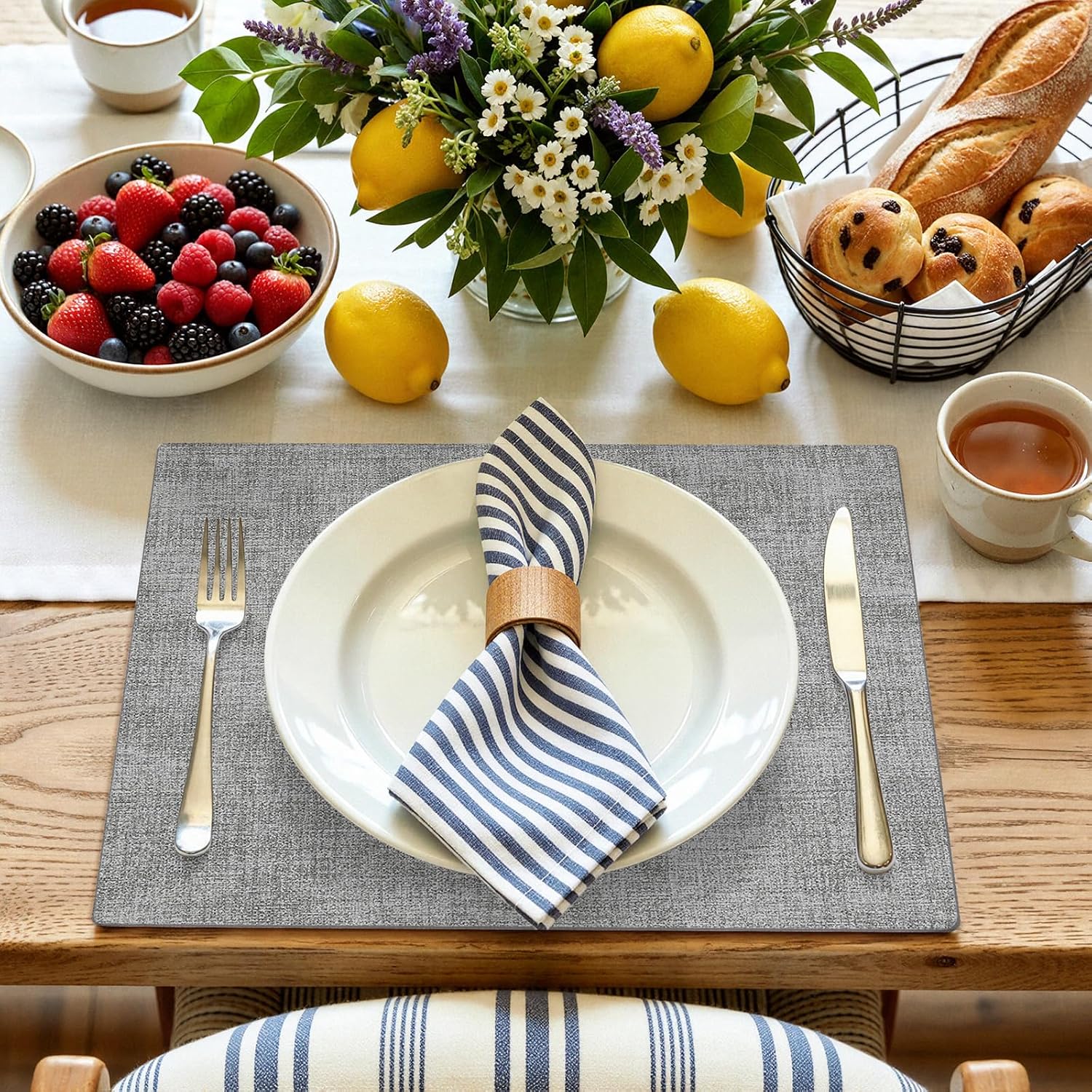 Faux Leather Heat Resistant Placemats 6 Packs, Waterproof Wipeable Dining PU Place Mats for Indoor & Outdoor, Easy to