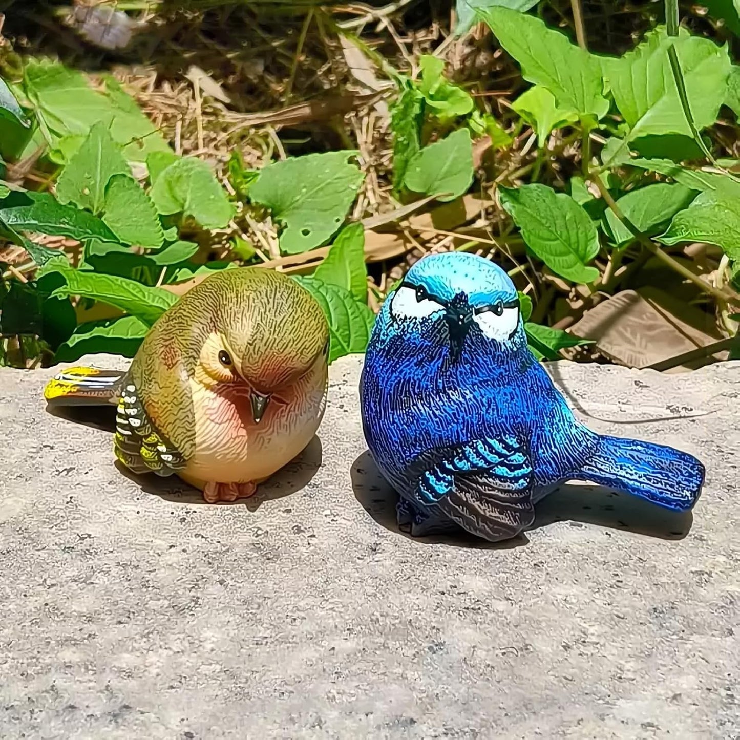 Resin Bird Figurines / Set of 2