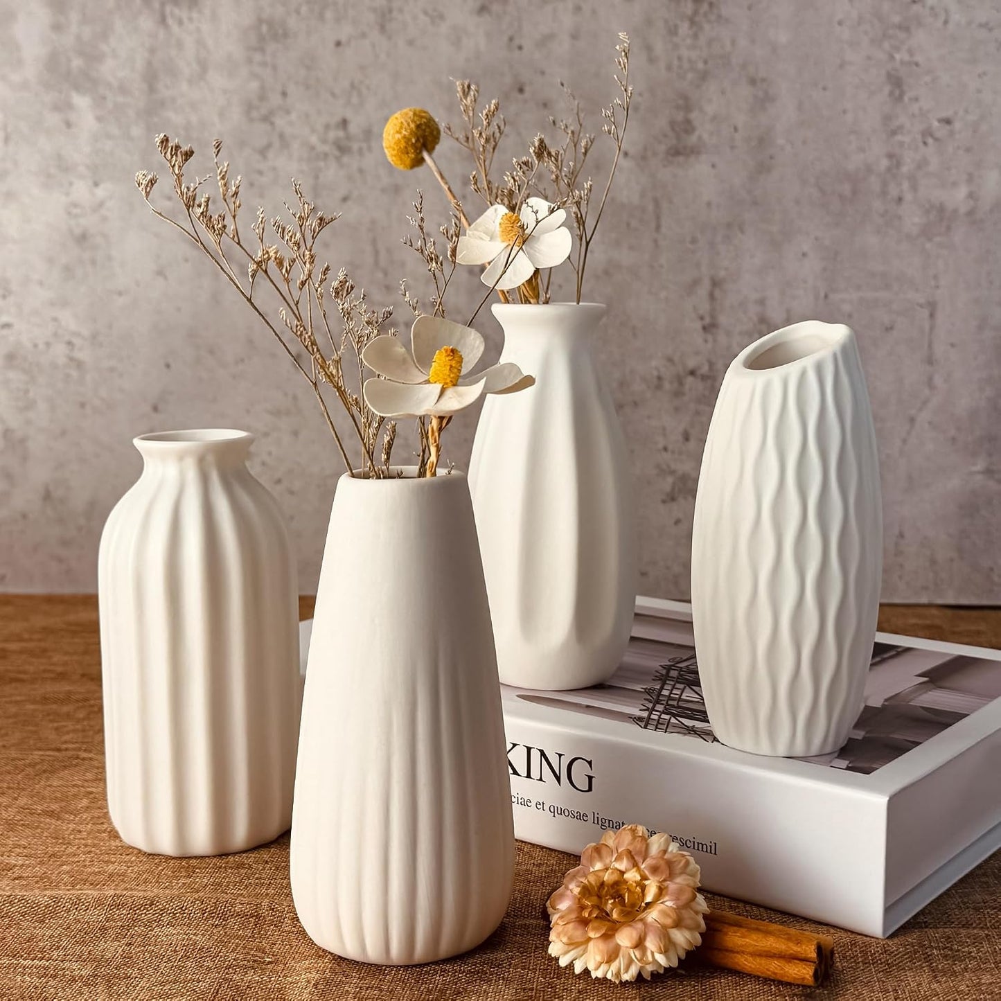 White Vase / Small White Bulk Bud Vases for Pampas Grass / White-12 / Set of 12