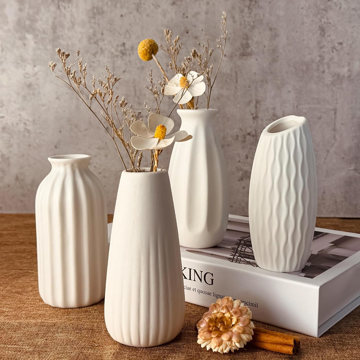 White Vase / Small White Bulk Bud Vases for Pampas Grass / White-12 / Set of 12