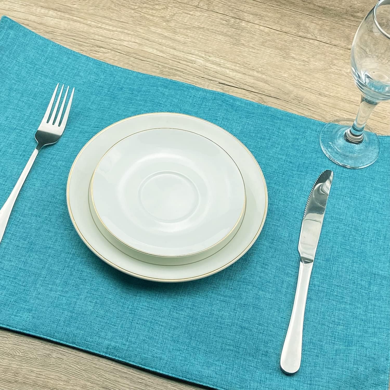 Weabetfu Cloth Placemats Set of 6 Heat Resistant Dining Table Placemats | Cotton Linen Machine Washable Kitchen Table