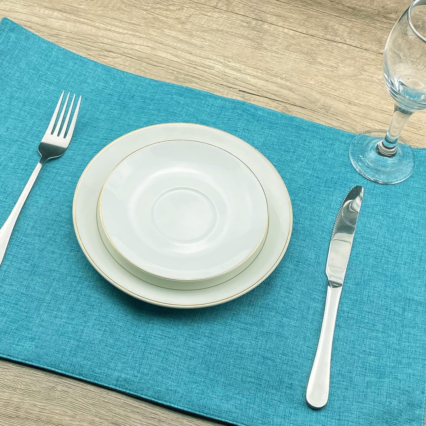 Weabetfu Cloth Placemats Set of 8 Heat Resistant Dining Table Place mats | Cotton Linen Machine Washable Kitchen Table