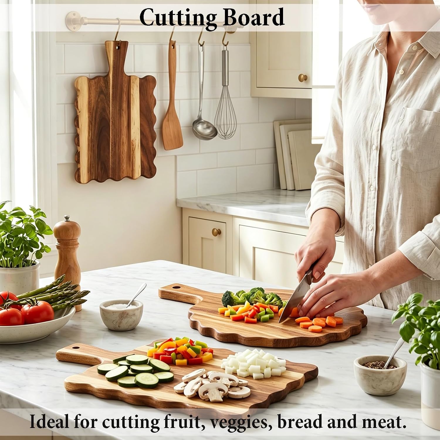 Acacia Wood Scalloped Cutting Board / Set of 2