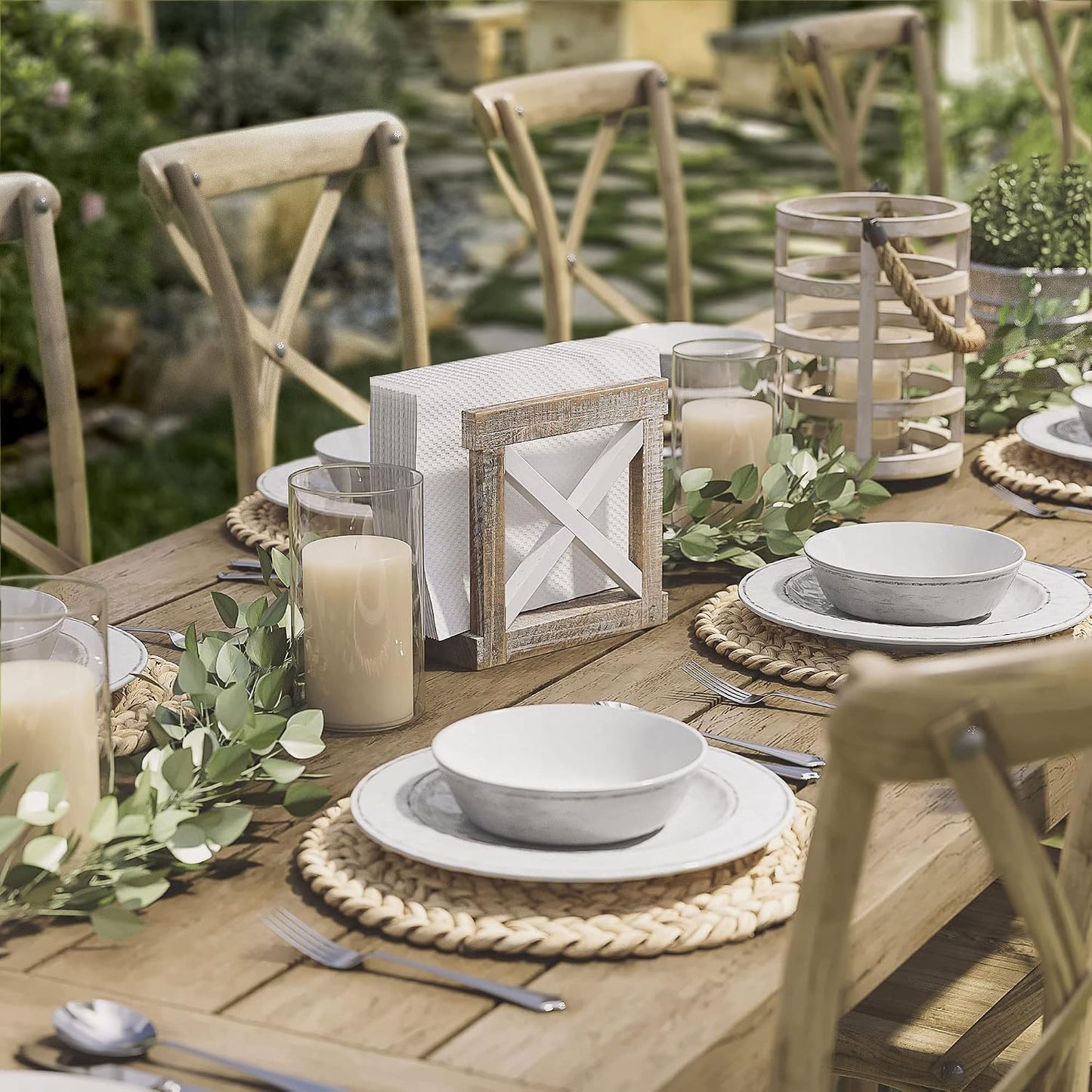 Farmhouse Napkin Holder / White/brown
