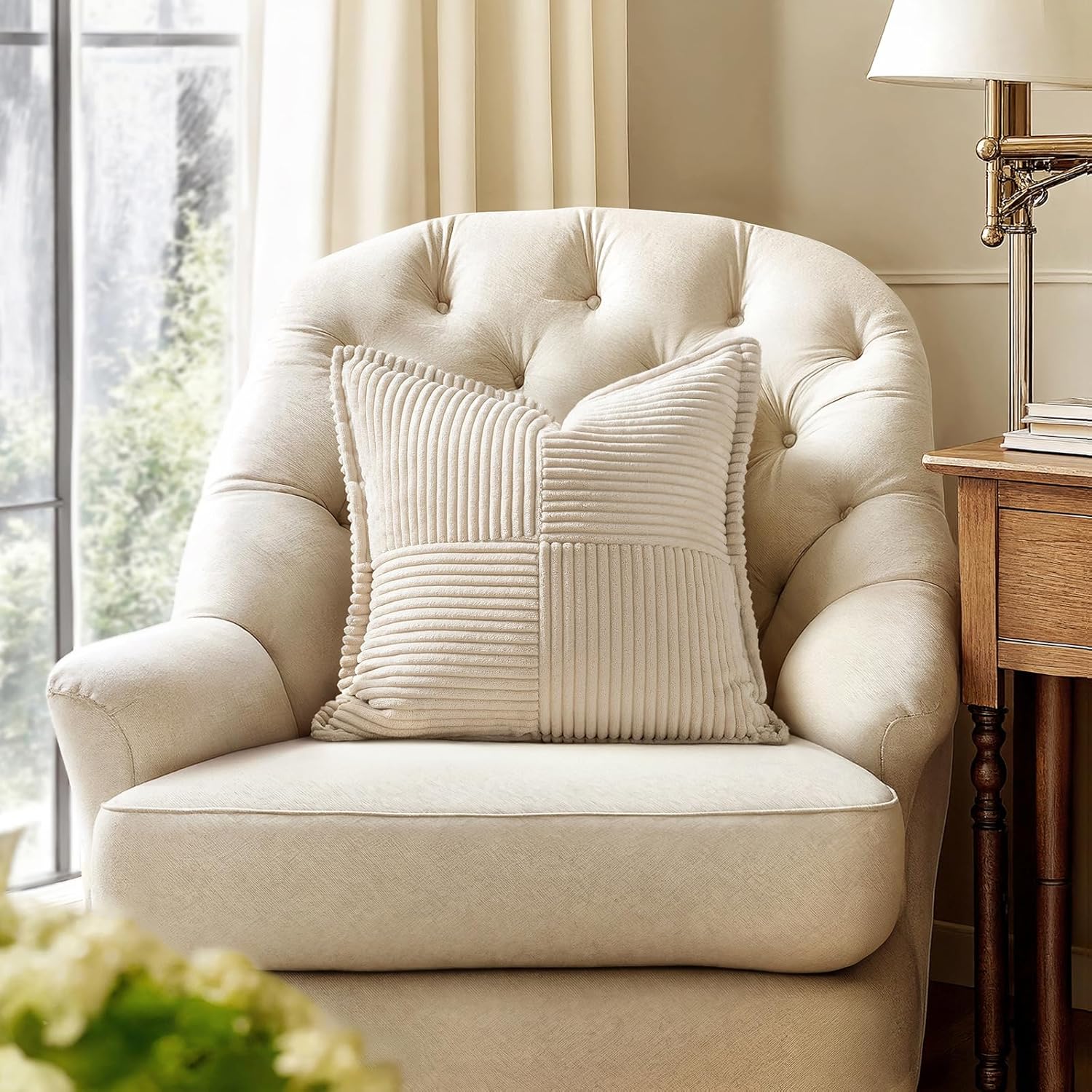 Decorative Throw Pillow Covers / 18 x 18 / Beige / Set of 2