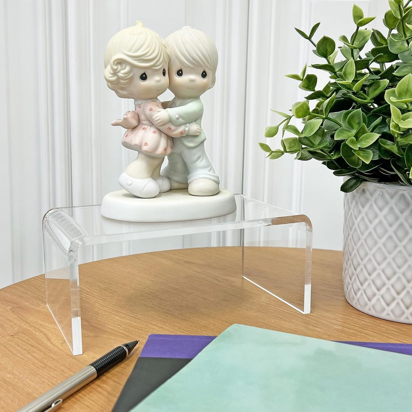 Acrylic Rectangular Display Riser / 3 x 7 x 4 / Clear