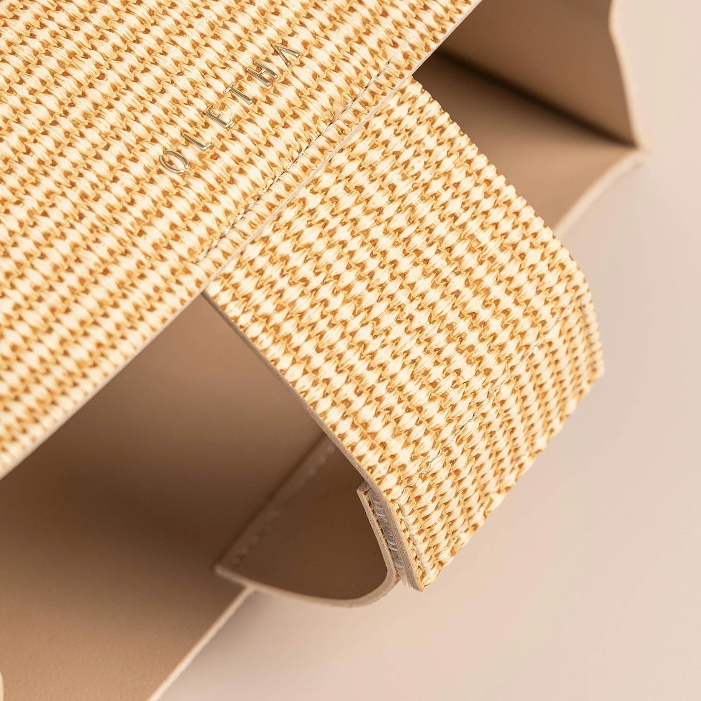 Aesthetic Rectangle Tissue Box Cover / Standard / Rattan Textured