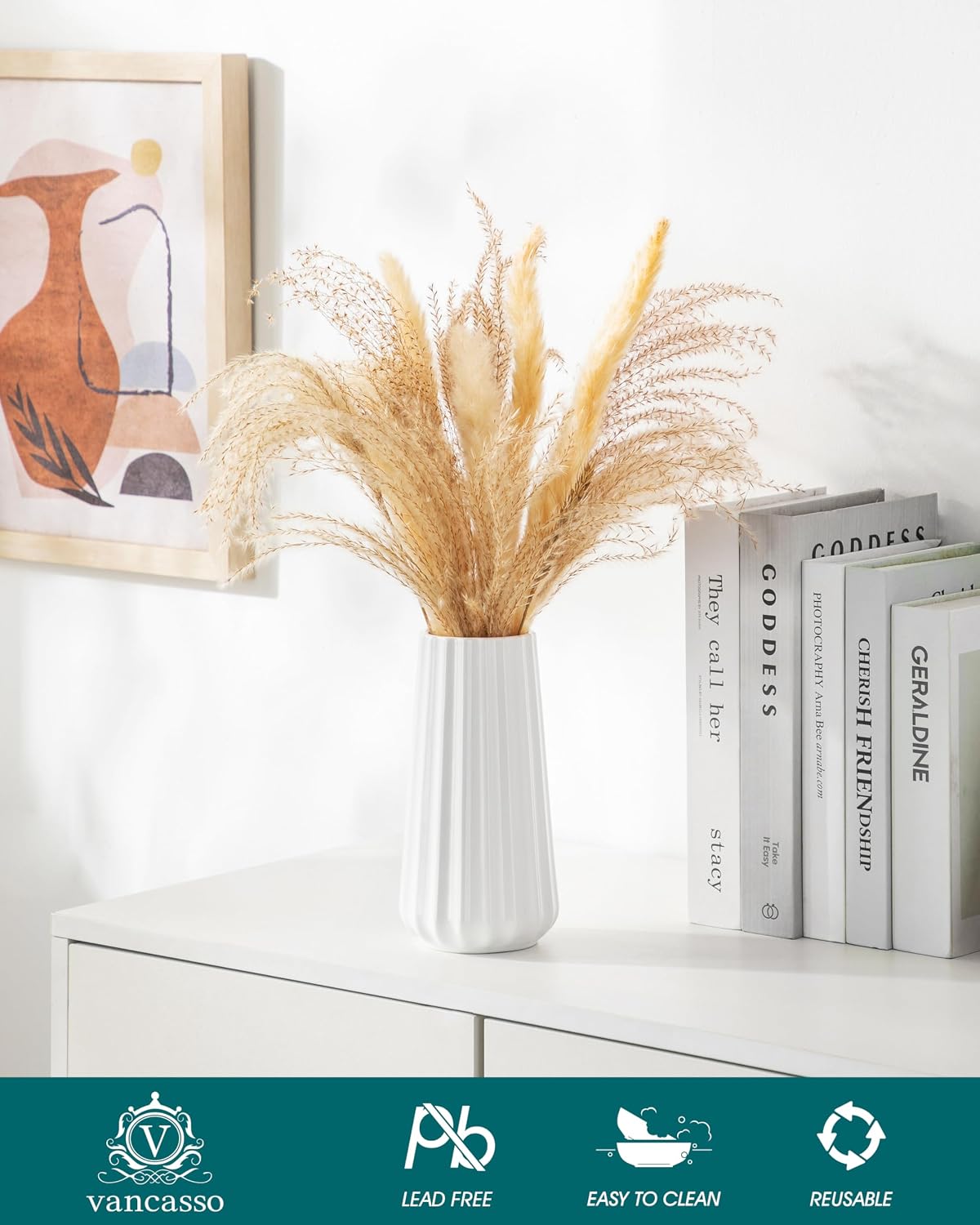 Ceramic Vase / Modern Ribbed Glossy Decorative Vase / White / 7.8 Inch