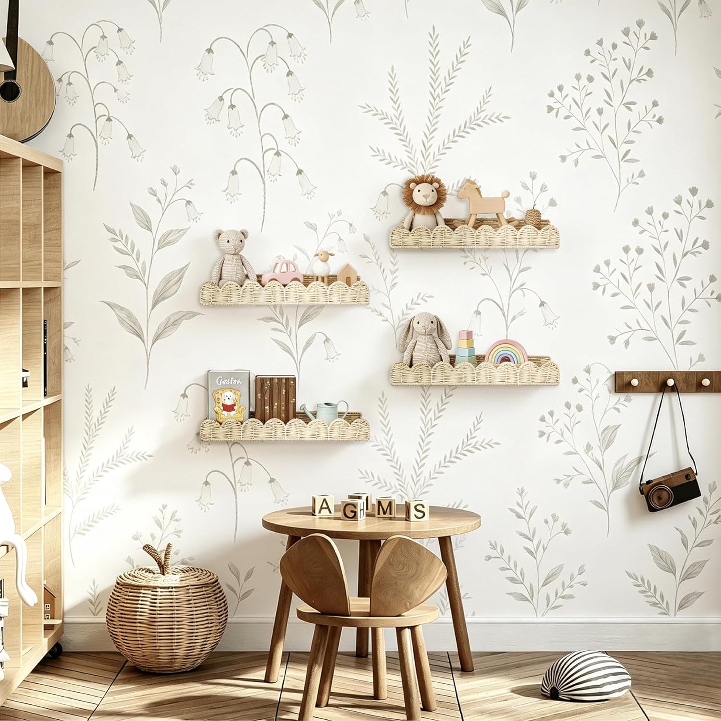 Rattan Scalloped Floating Shelves / Natural
