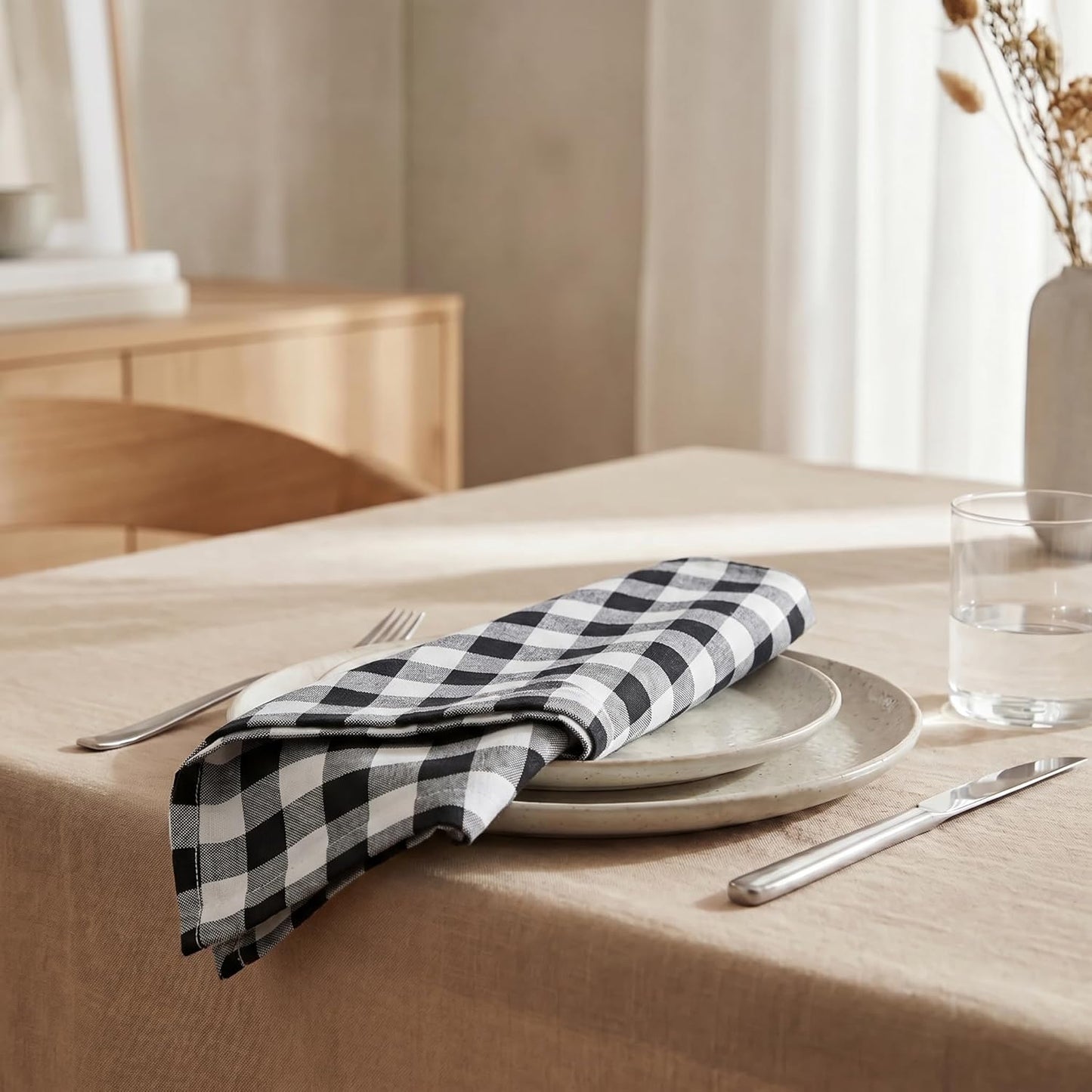 Urban Villa Cloth Napkins Cotton 20x20 (Set of 12) Black Cheks