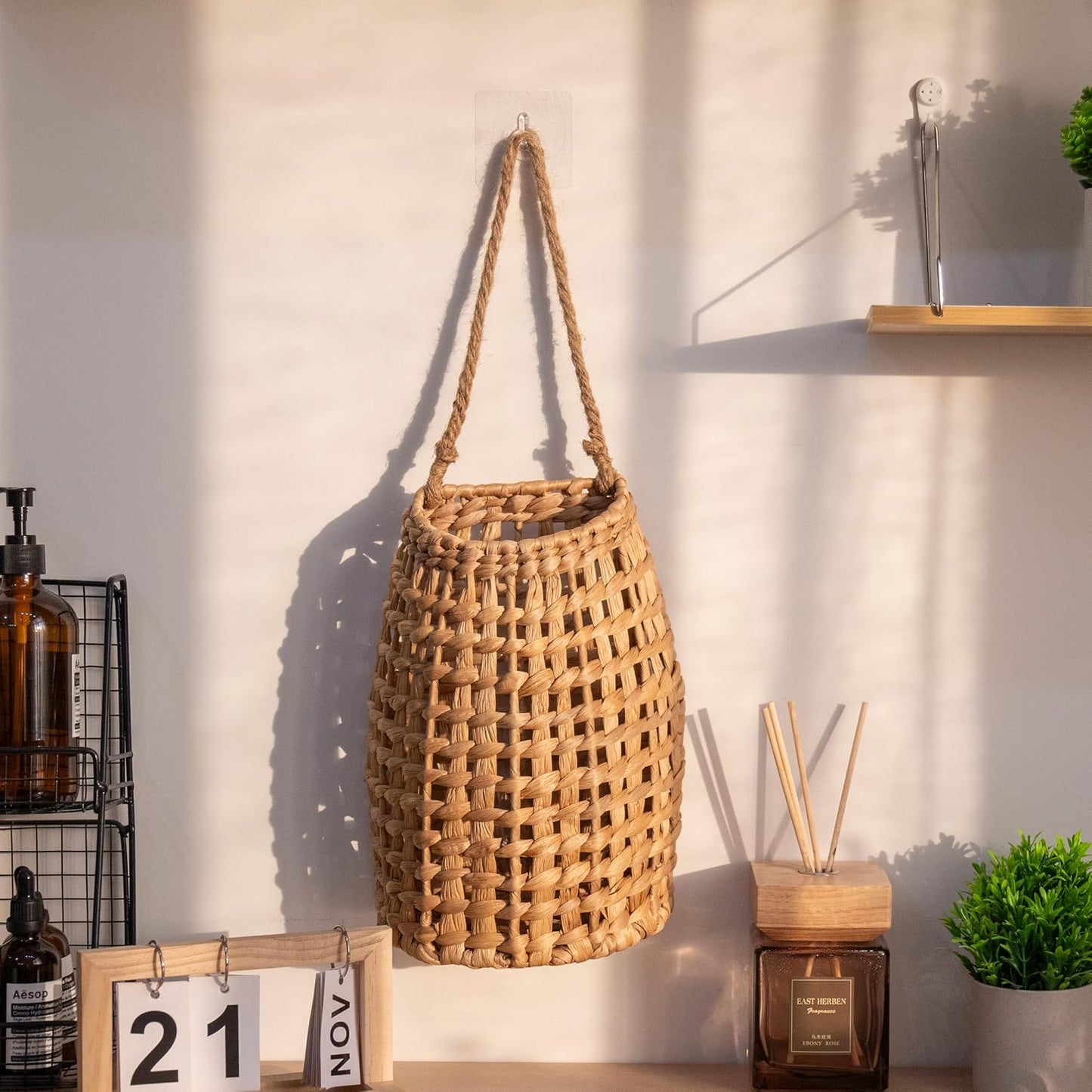 Woven Hanging Basket Door Hanging Basket Wall / Water Hyacinth