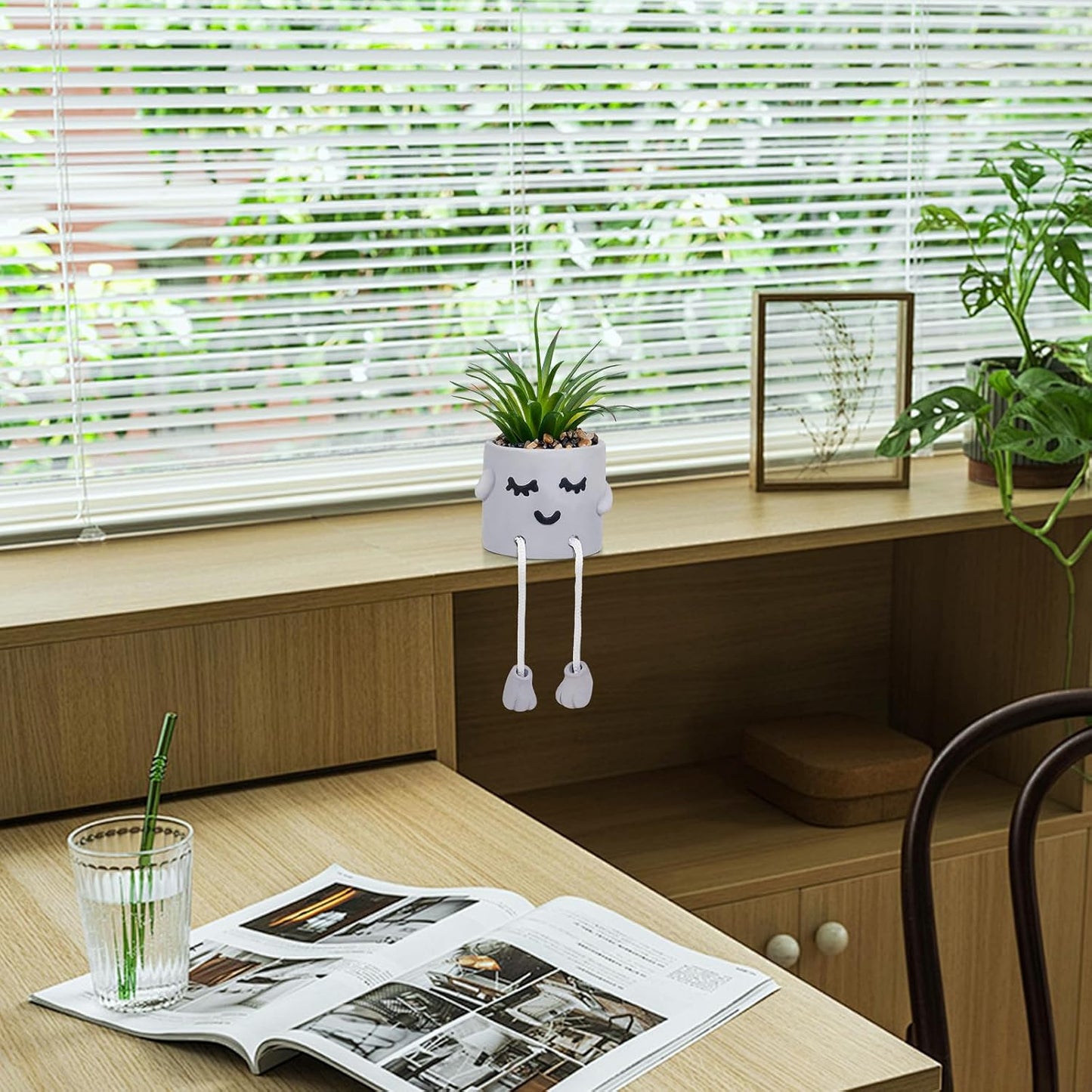 Artificial Succulents Plants in Cement Pots / Shy