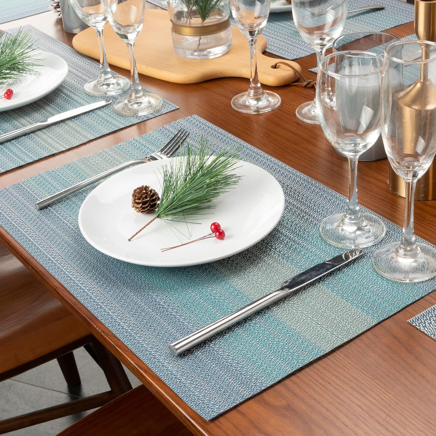 Winknowl Placemats, Set of 8 Heat Resistant Stain Resistant Woven Vinyl Insulation Placemats, Durable Washable Elegant