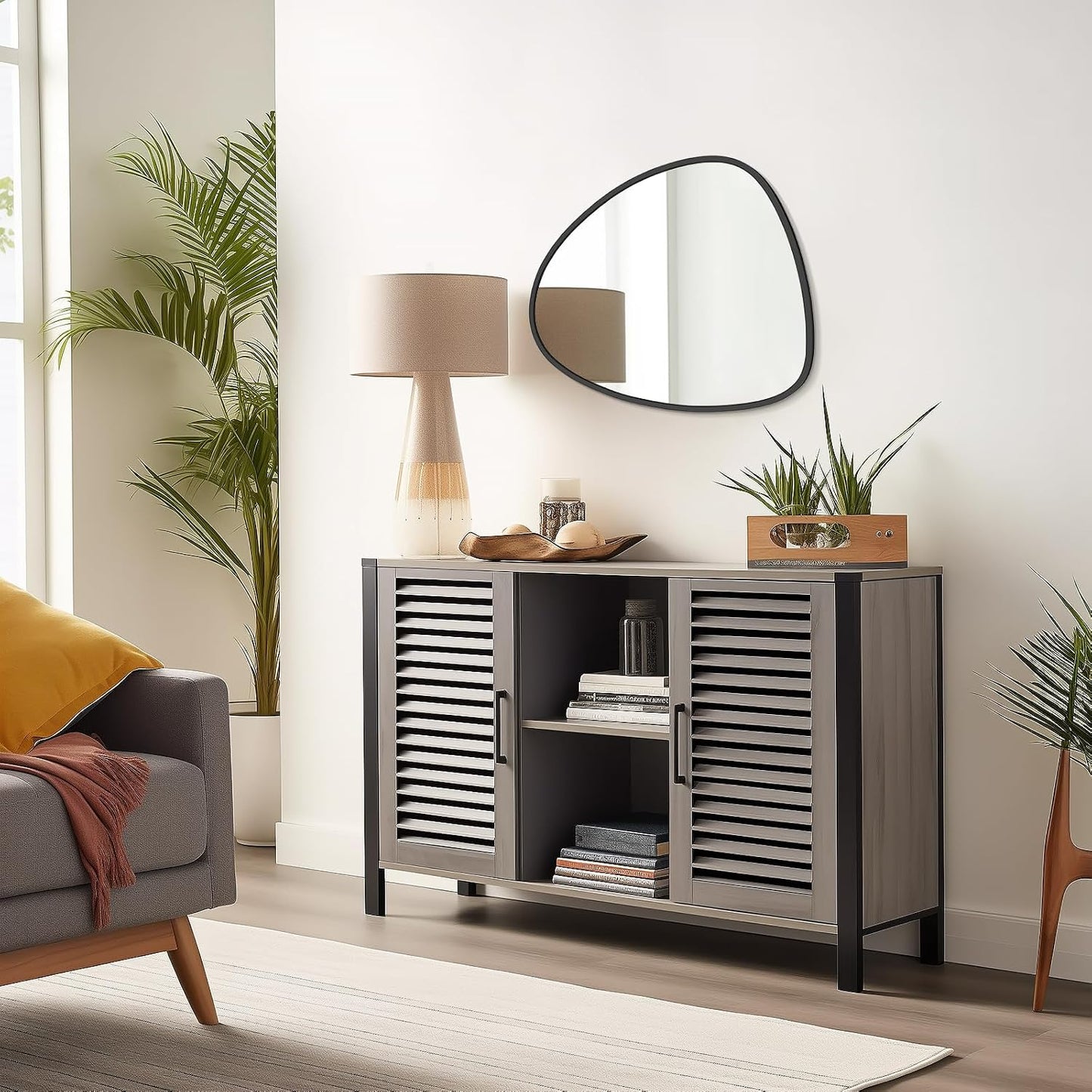 Irregular Wall Mirror / Black / 25"L x 20"W