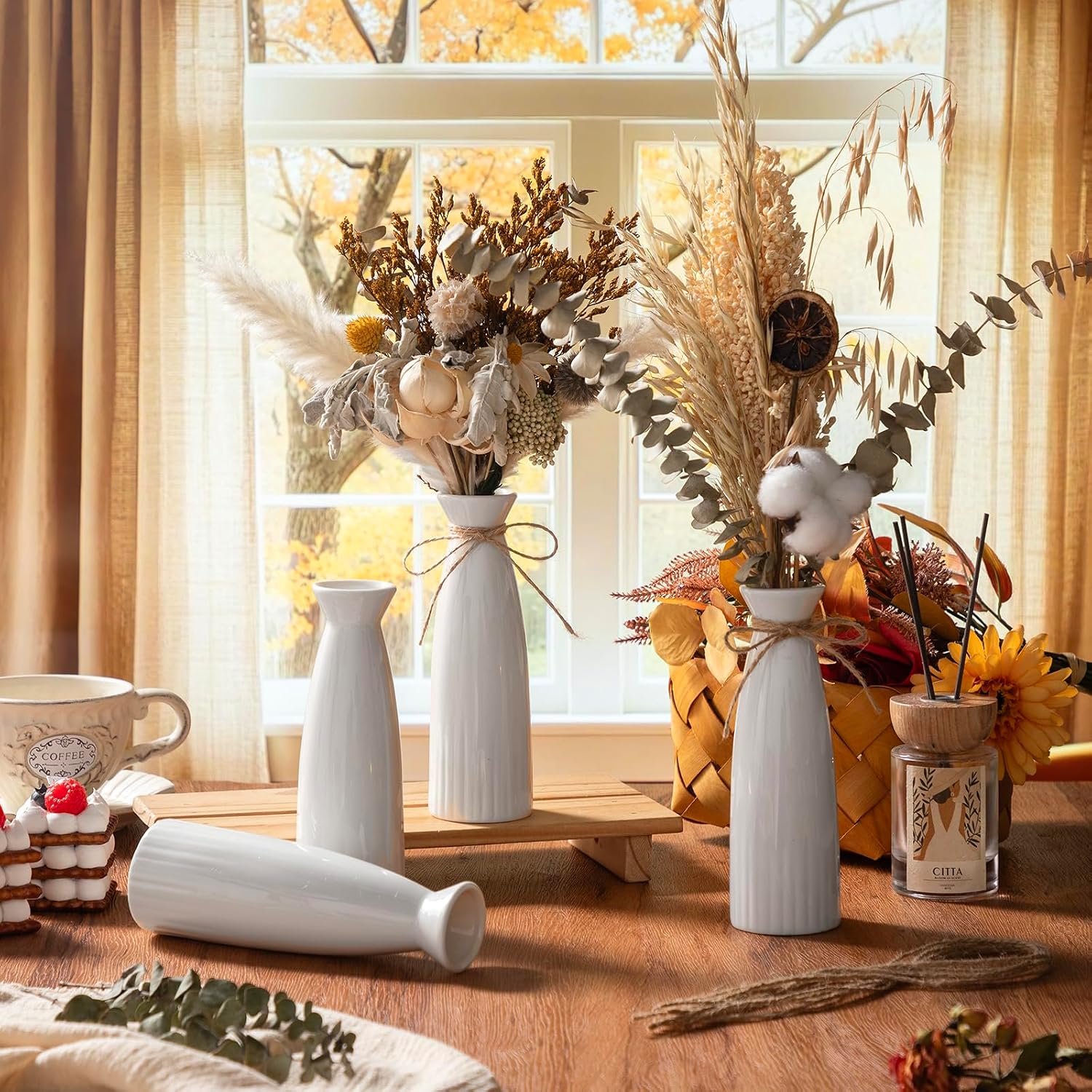 Ceramic Vases Bulk 7.28" H Dried Flower Vase for Centerpieces Farmhouse Home / White / Set of 10