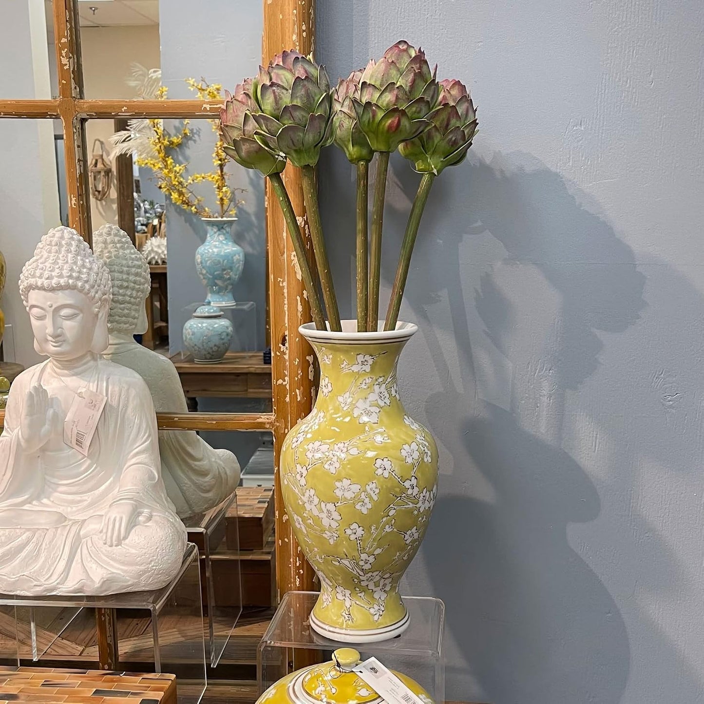 14" Hand Painted Chinoiserie Ceramic Vase / Yellow & White