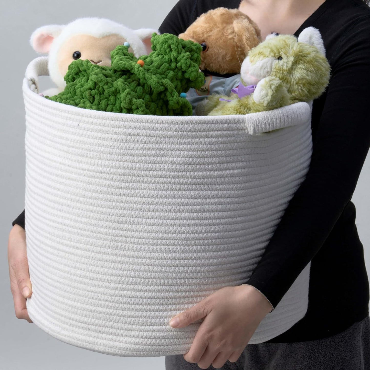 Blanket Basket / Pillows & Laundry / White / 16 x 16 x 14