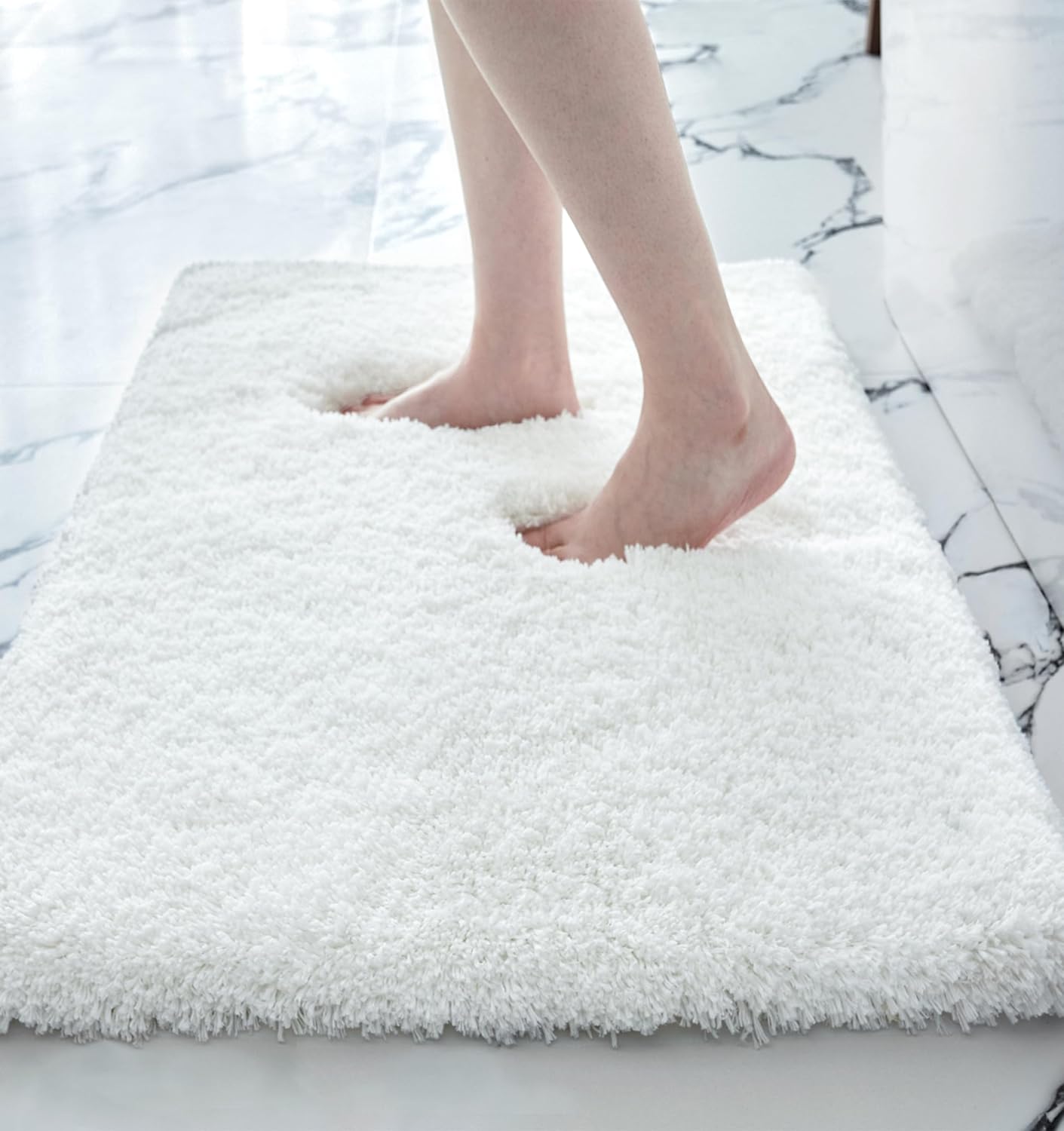 OLANLY Bathroom Runner Rugs 70x24, Extra Soft Absorbent Chenille Bath Rugs