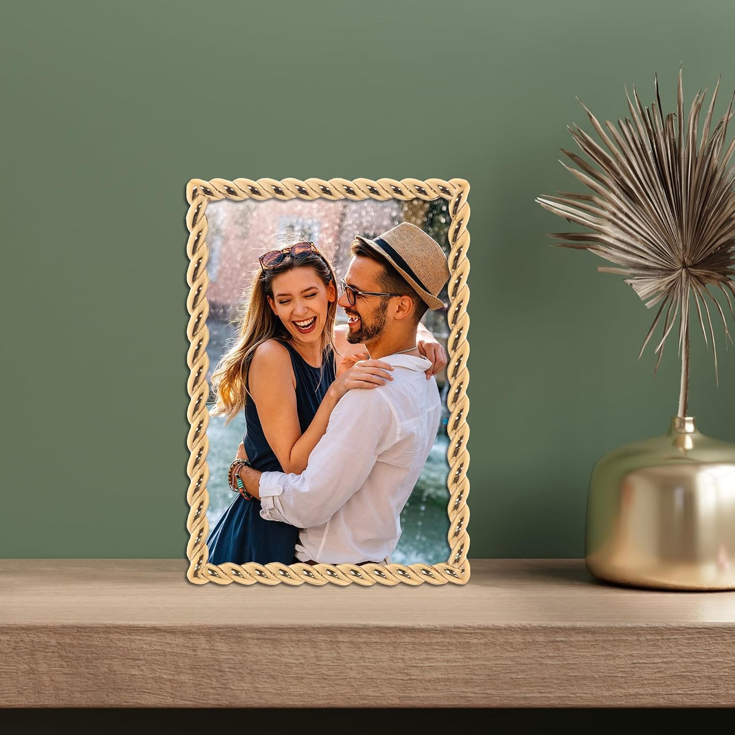 Lawrence Frames 4x6 Golden Rope Picture Frame (712046)