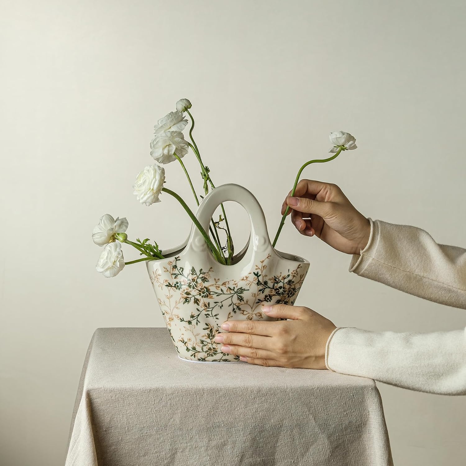 Ceramic Flower Vase / 04-green and Beige