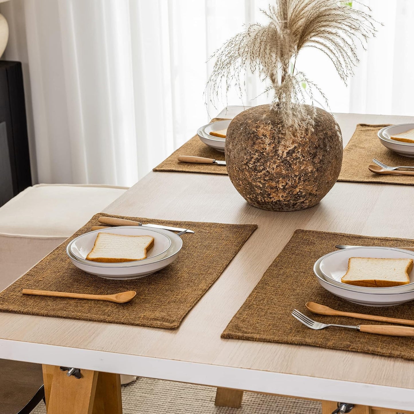 Kevin Textile Burlap Linen Placemats Set of 6 Heat Resistant Dining Table Place Mats Washable Kitchen Table Mats for