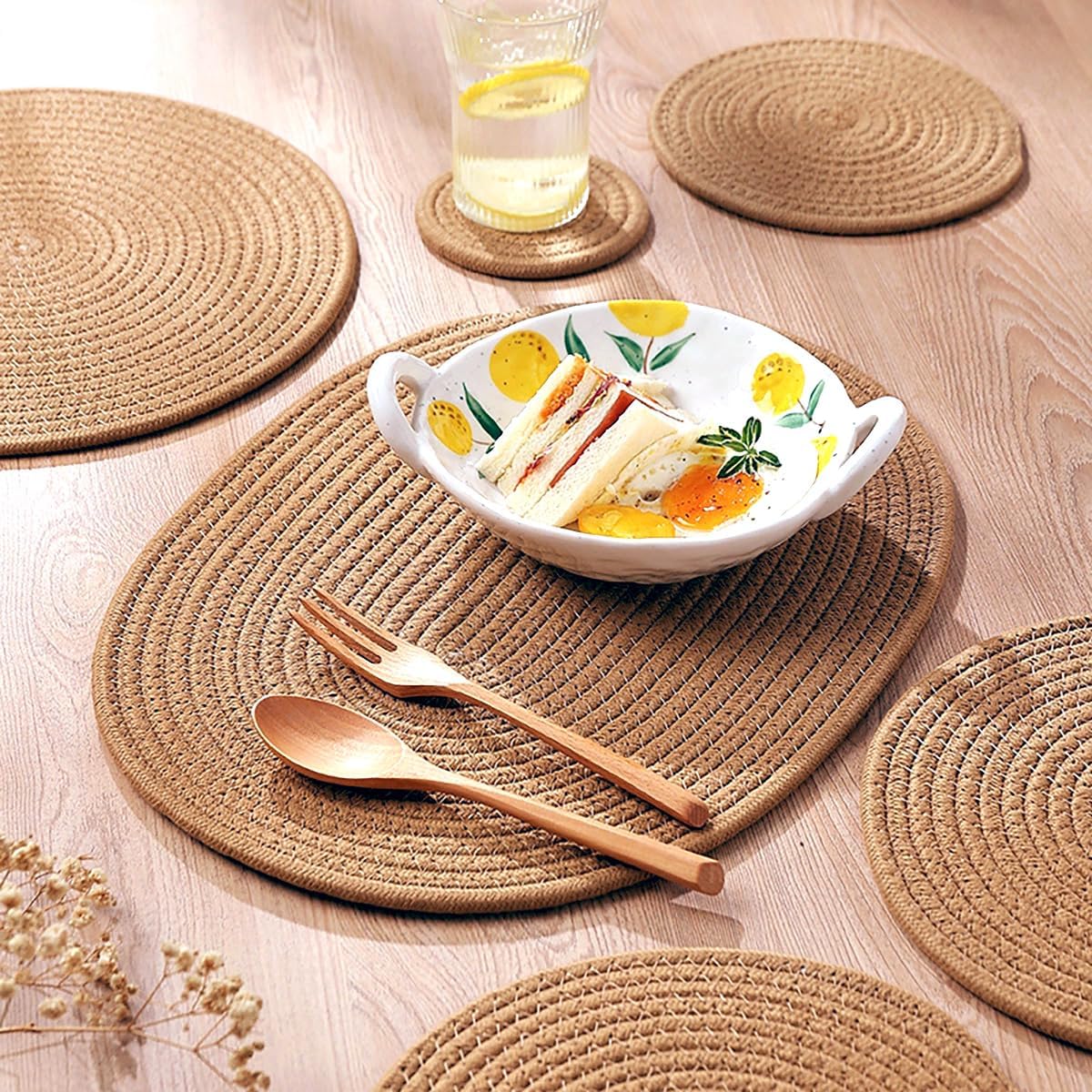 Jute Woven Oval Placemats Set of 6, Brown Plate Charger 12x16 inches Jute Heat Resistant Non-Slip Weave Place mats