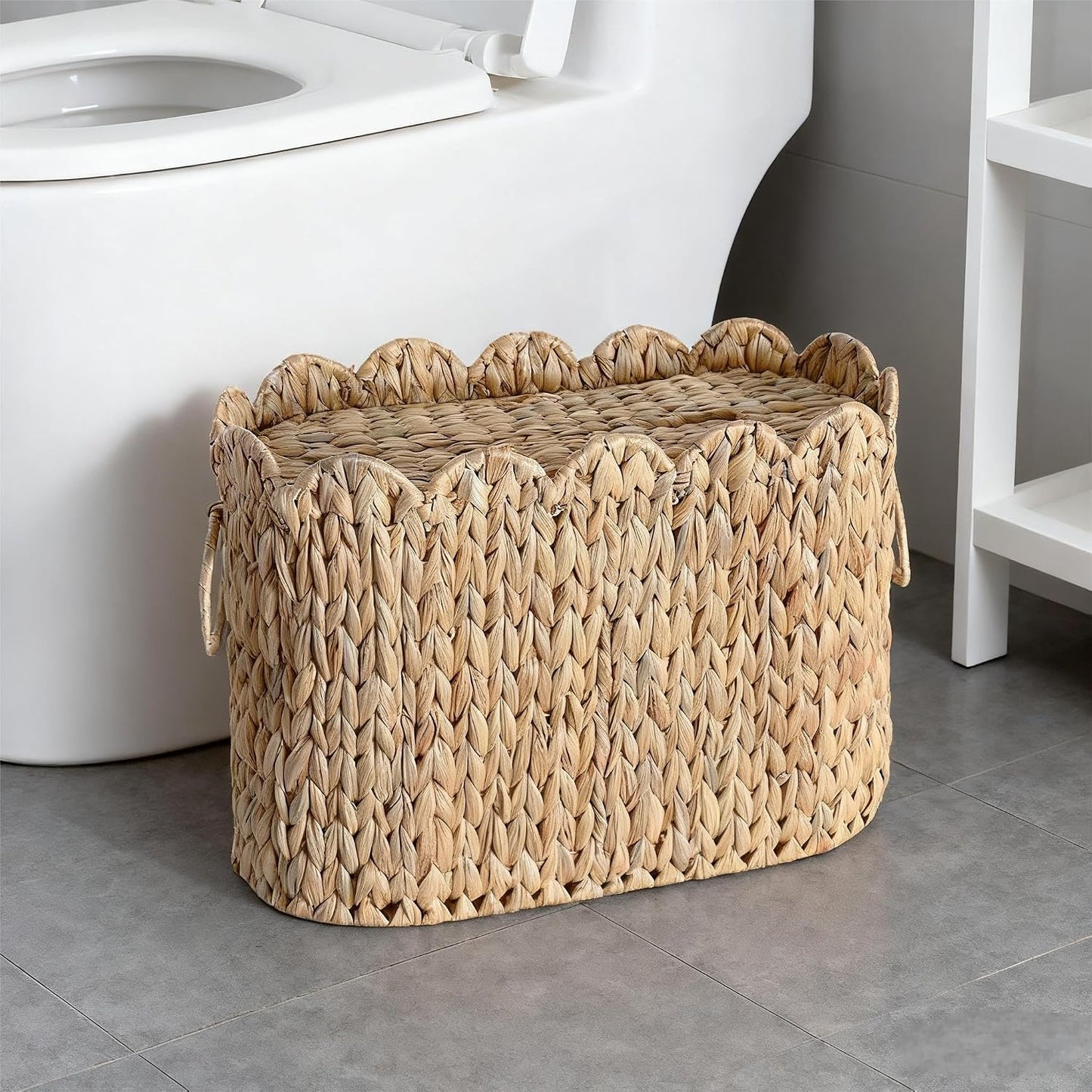 Woven Curve Basket / Beige