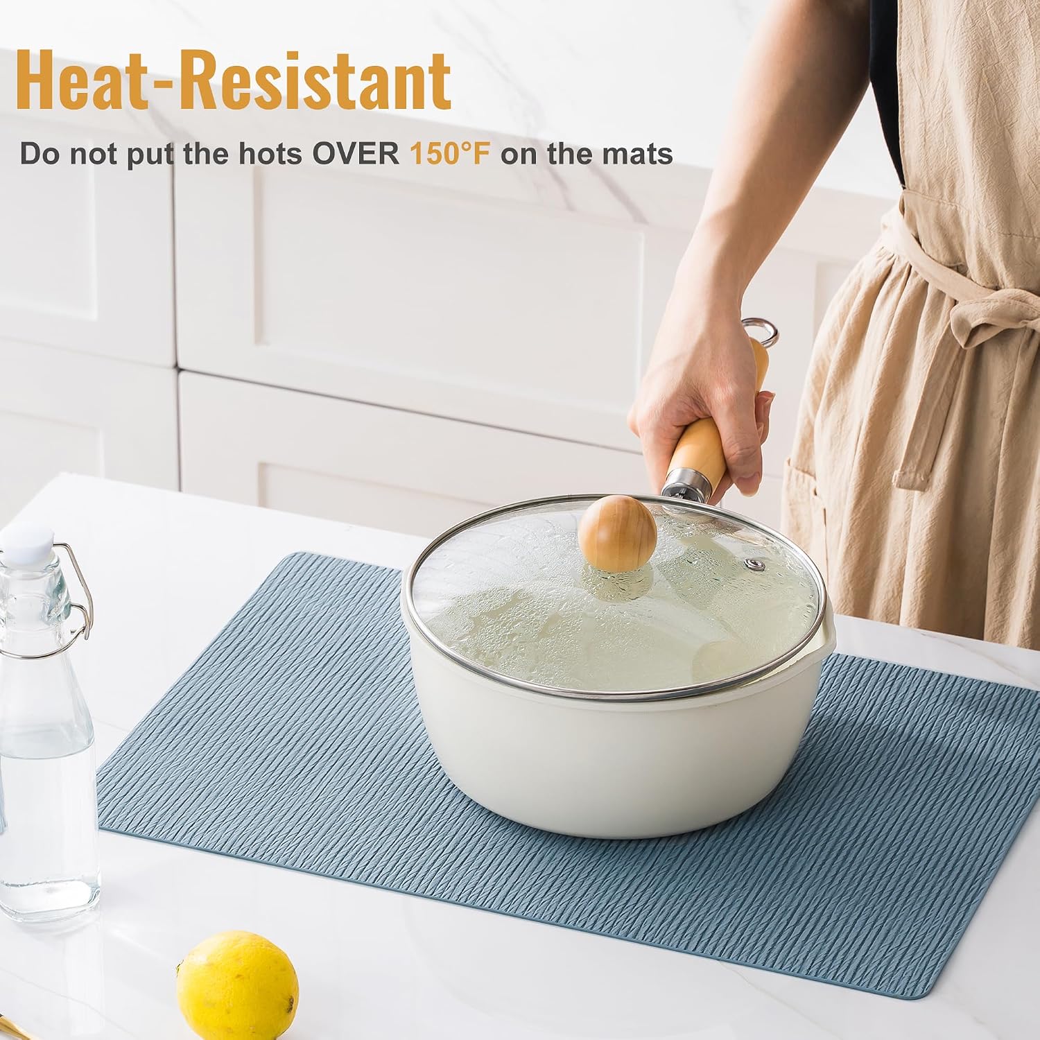 Jovono Faux Leather Placemats Set of 8, Waterproof Washable Table Mats, Easy-Clean Heat Resistant Kitchen Vinyl Place