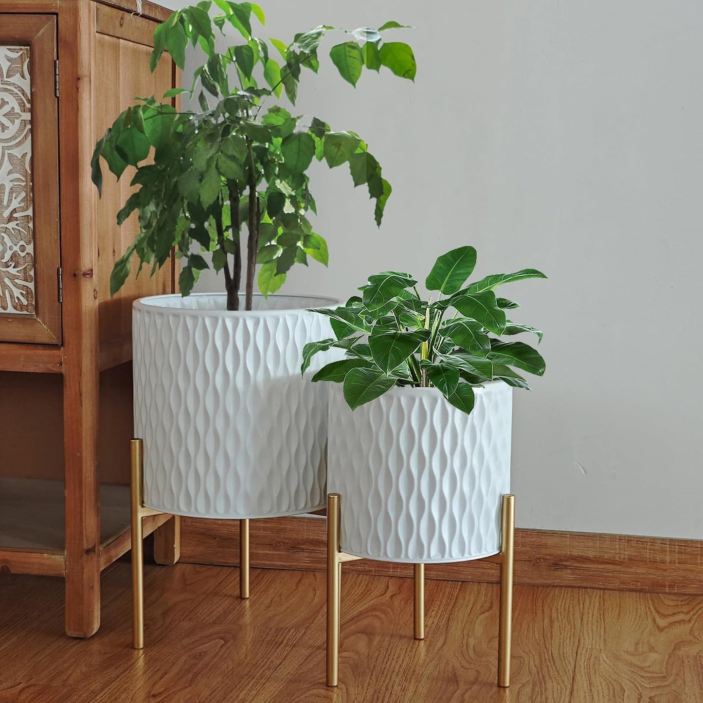 ARNIS Plants Pots with Stand, Set of 2 P lanters, Unique Mid Century Decorative Metal Flower Pots with Drainage, 8.25 &