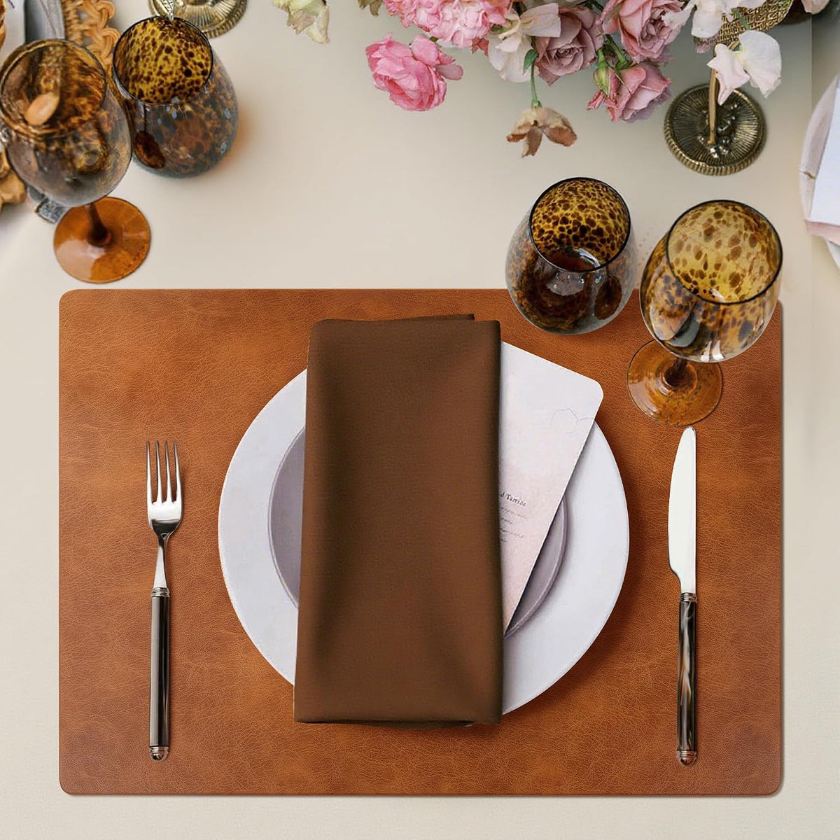 Roxifina Vinyl Placemats Set of 8 - Faux Leather Waterproof Washable PU Place Mats, Heat Resistant 12 x 17 Inch Easy
