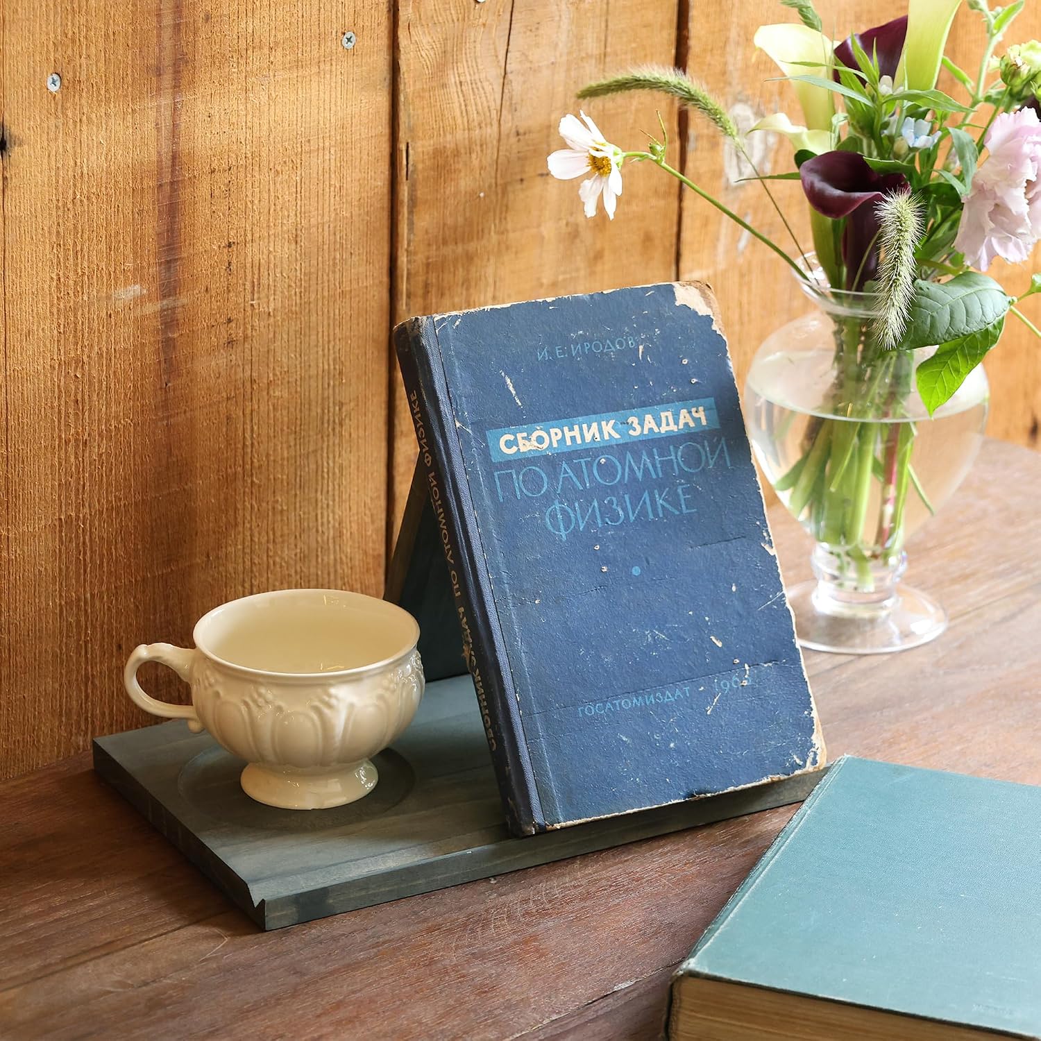 LITIVY Wooden Book Holder with Drink Holder, Wooden Triangle Bookmark Reading Rest with Slotted, Book Display Bookmark