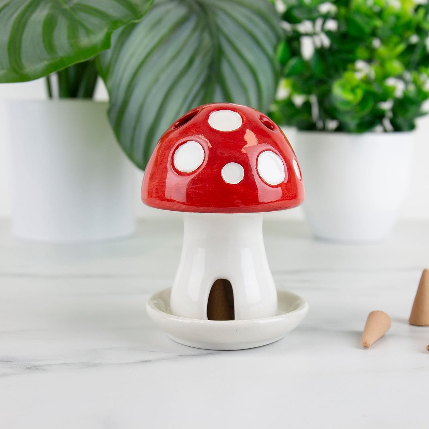 Mushroom Incense Burner / Includes 3 Sandalwood Cones & Resting Dish