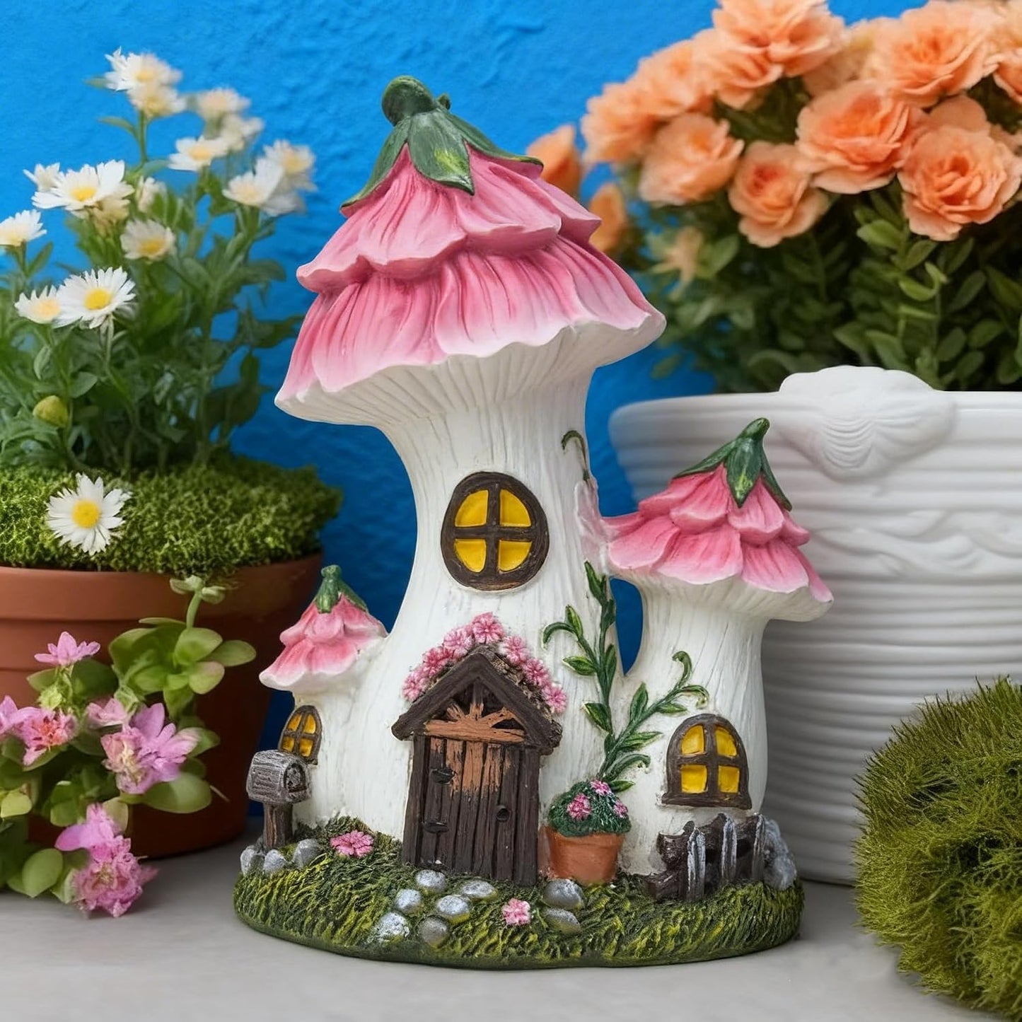 Mushroom House Fairy Garden Statue / Pink / 7.7 Inch