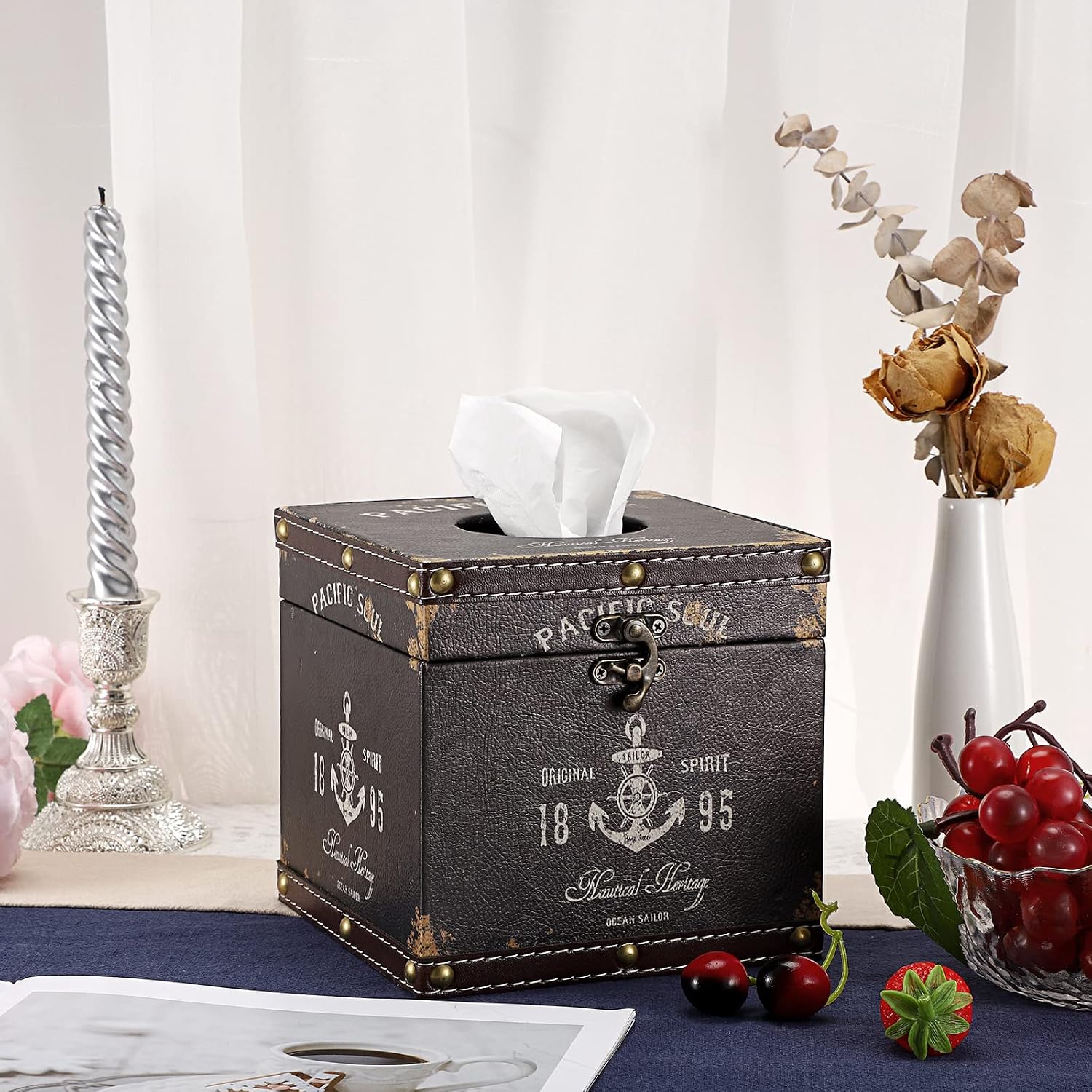 Vintage Cube Tissue Box Holder / Brown