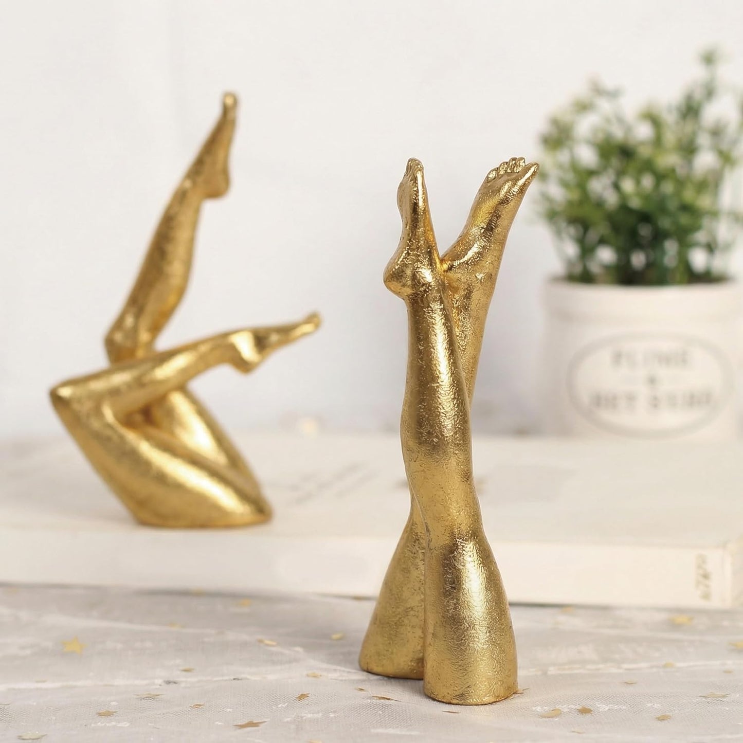 Home Decor Resin Leg Statue Decoration / Cross-up Leg / Gold