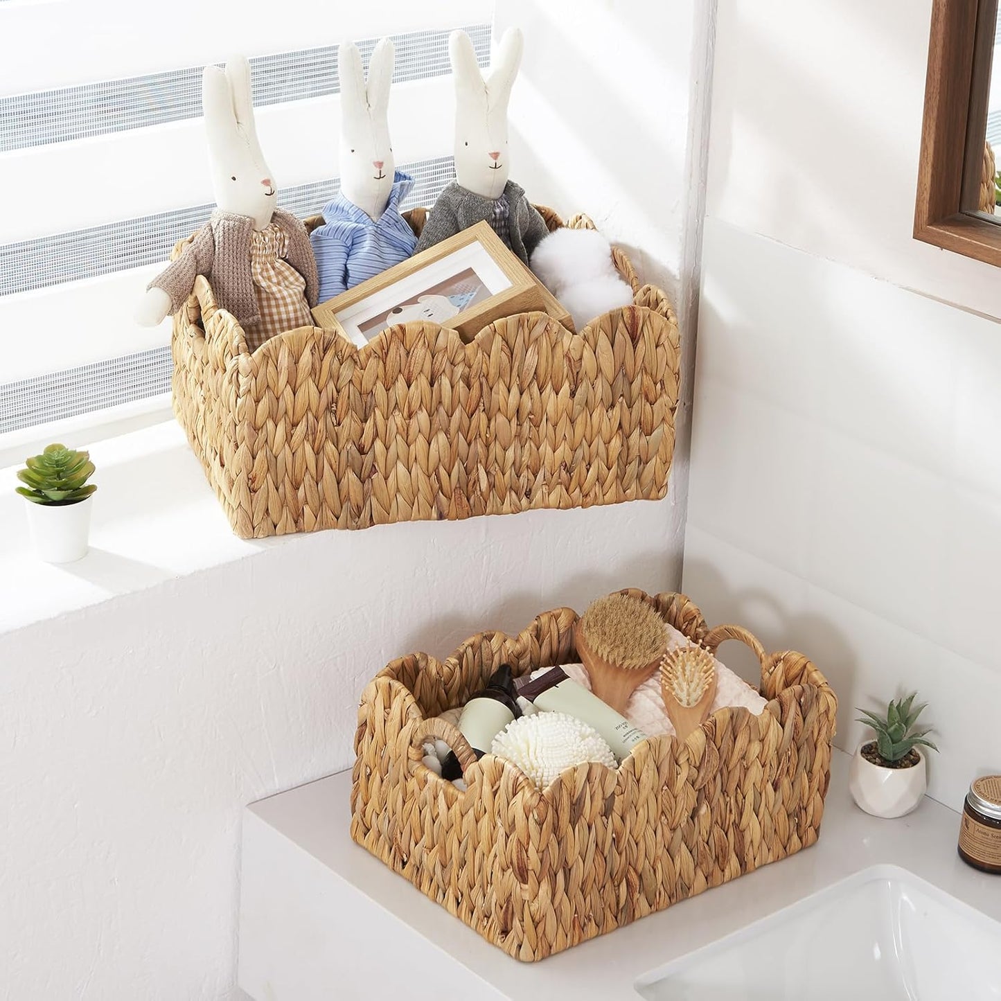 Wicker Basket / Handwoven Scalloped Wicker Storage Basket / Natural / L / Set of 2